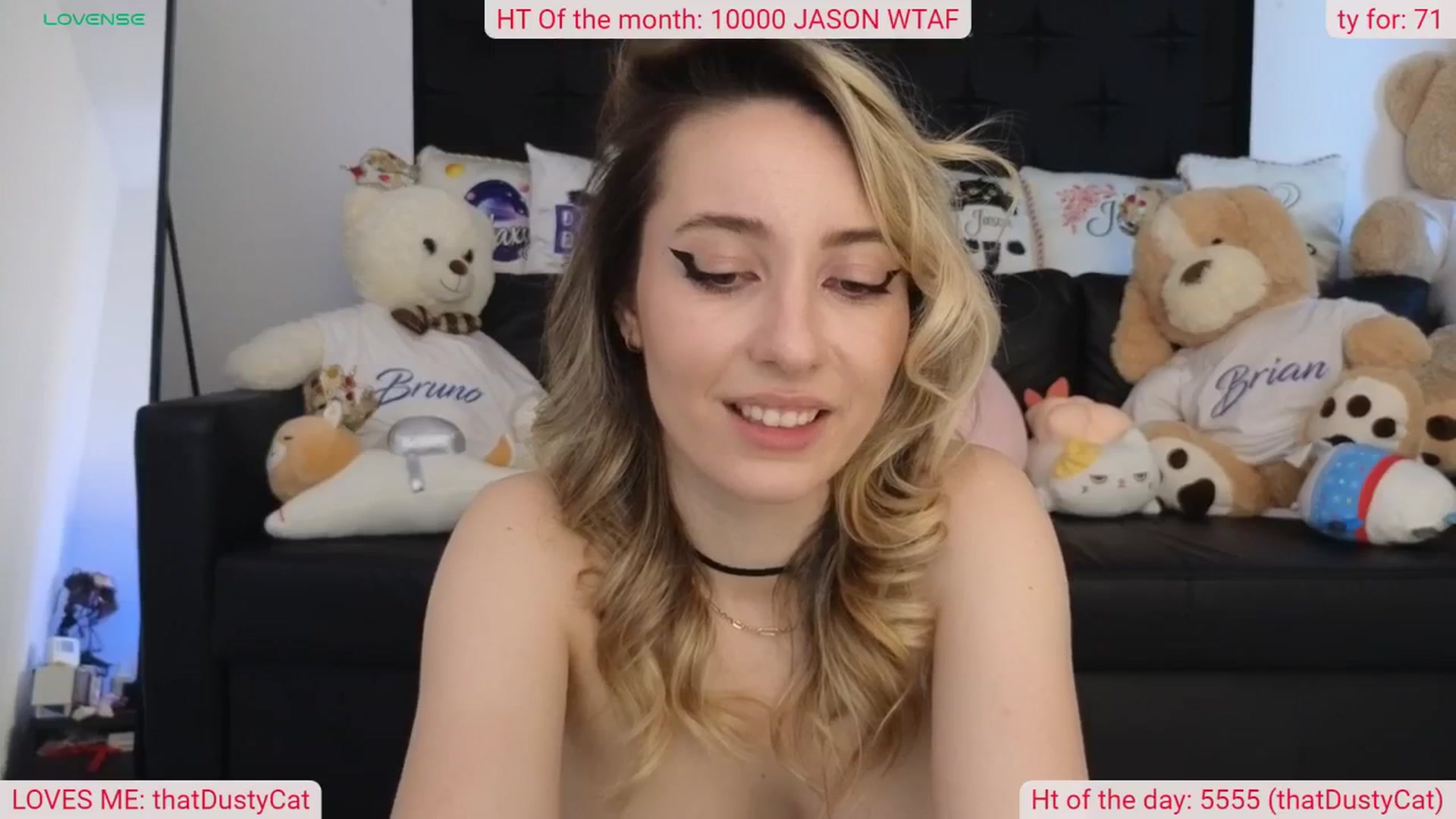 Gallery image thumbnail from DinasLibrary's myfreecams stream on, 06/07/2024, 06:30 image 11 of 20
