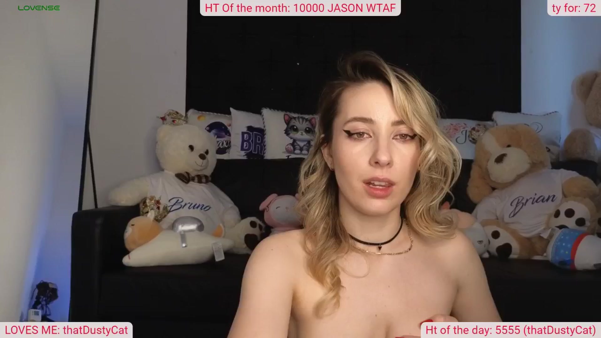 Gallery image thumbnail from DinasLibrary's myfreecams stream on, 06/07/2024, 08:25 image 2 of 20