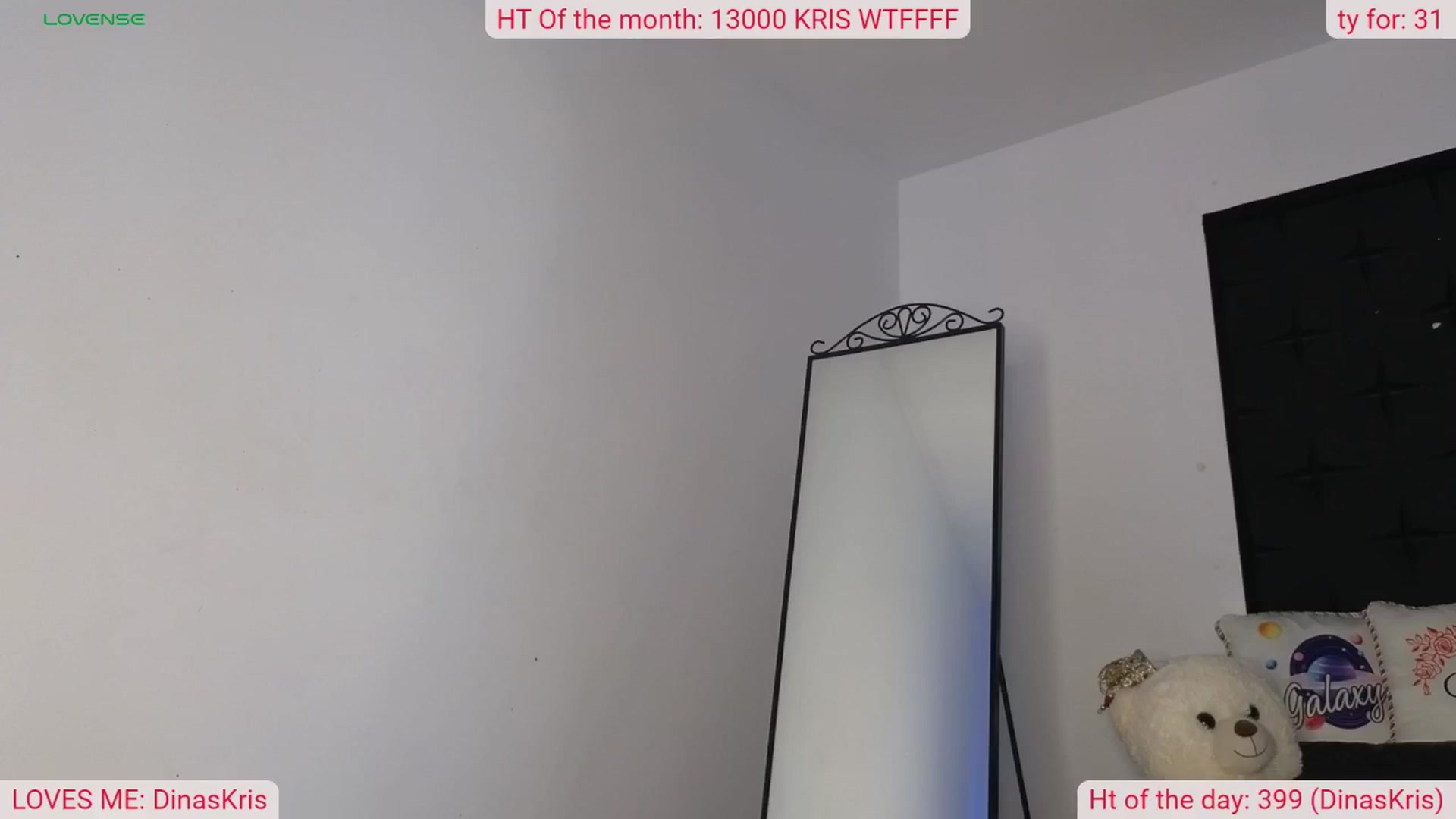 Gallery image thumbnail from DinasLibrary's myfreecams stream on, 06/10/2024, 05:11 image 17 of 20