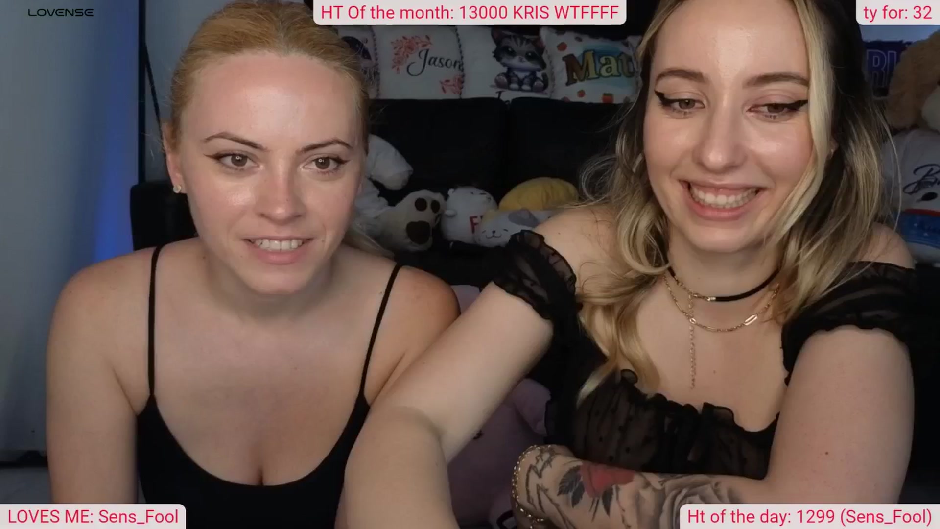 Gallery image thumbnail from DinasLibrary's myfreecams stream on, 06/10/2024, 09:15 image 10 of 20