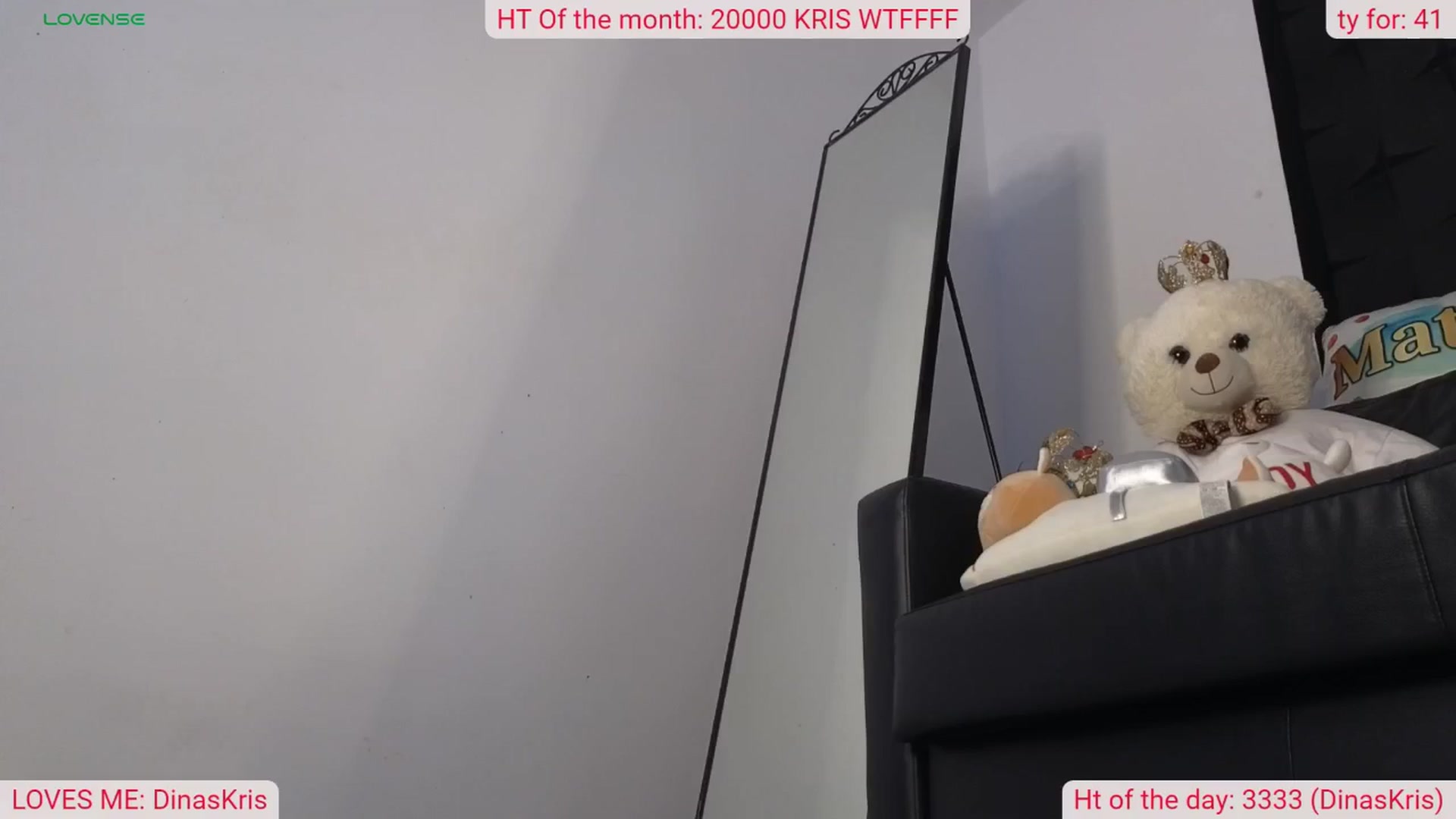Gallery image thumbnail from DinasLibrary's myfreecams stream on, 06/21/2024, 07:24 image 14 of 20