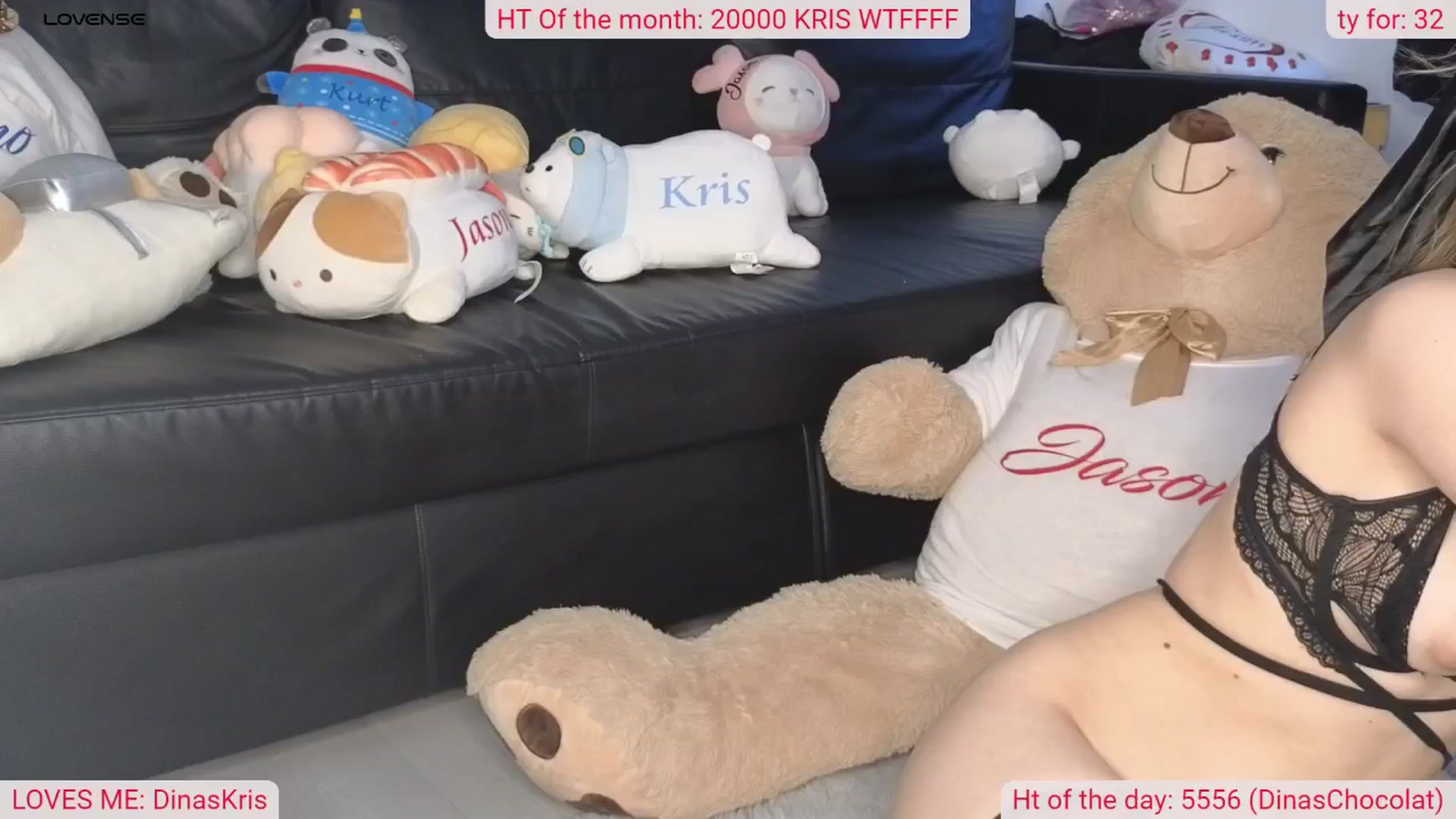 Gallery image thumbnail from DinasLibrary's myfreecams stream on, 06/23/2024, 06:43 image 16 of 20