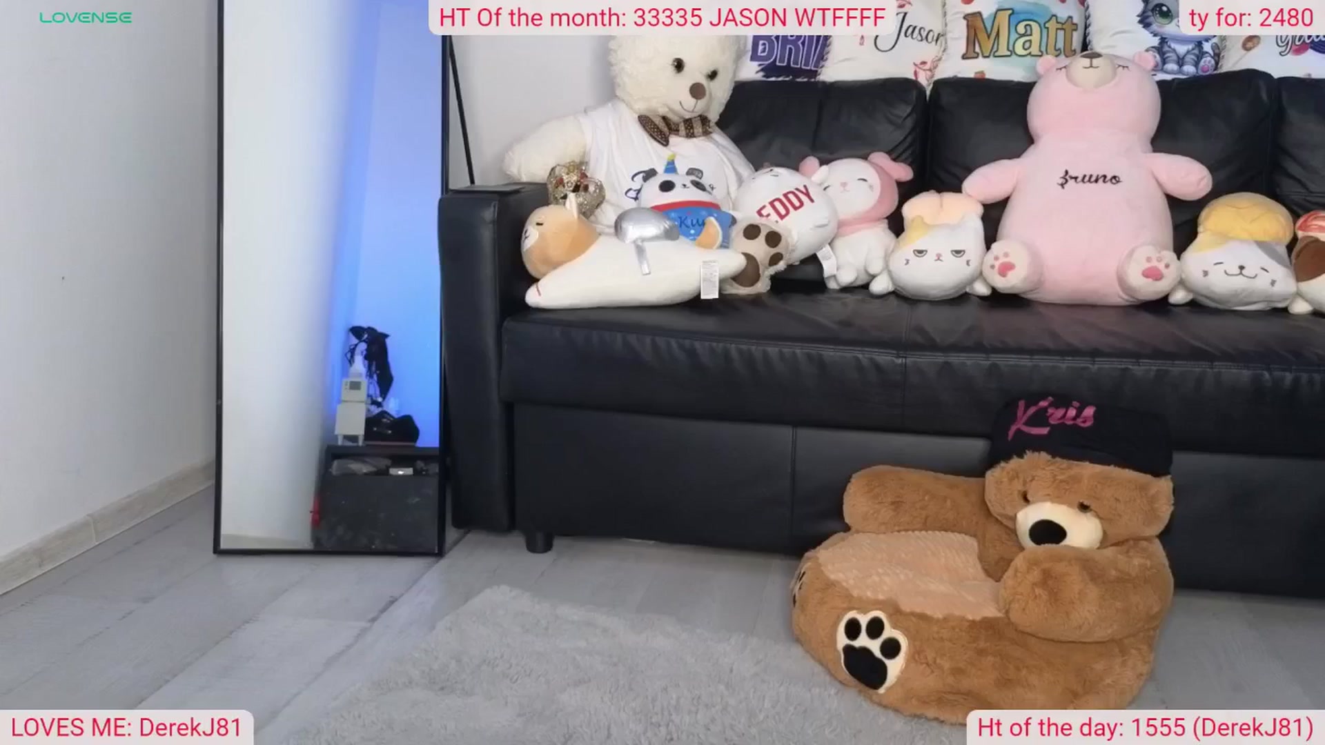 Gallery image thumbnail from DinasLibrary's myfreecams stream on, 07/12/2024, 06:20 image 13 of 20