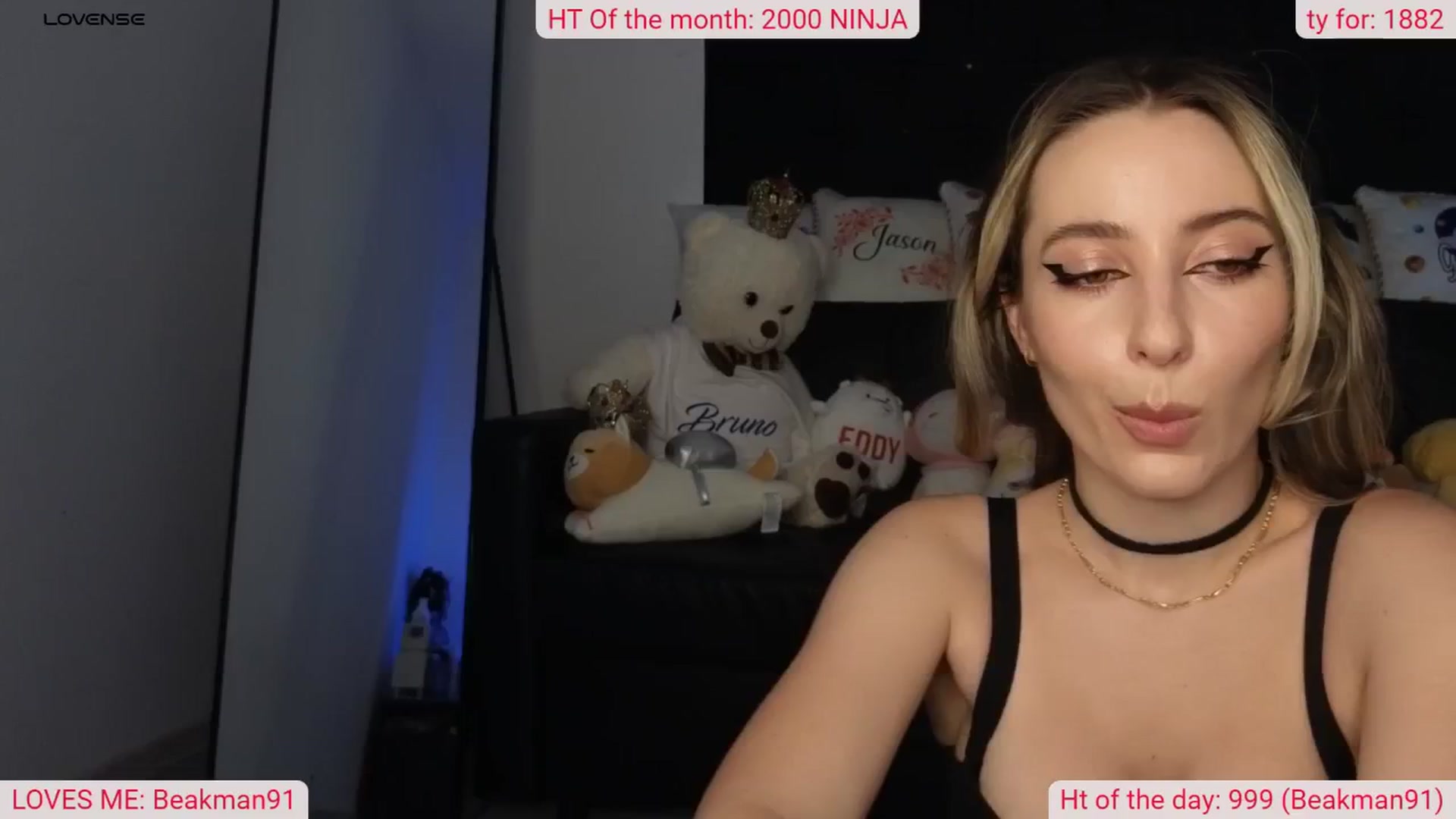Gallery image thumbnail from DinasLibrary's myfreecams stream on, 07/13/2024, 09:26 image 3 of 20