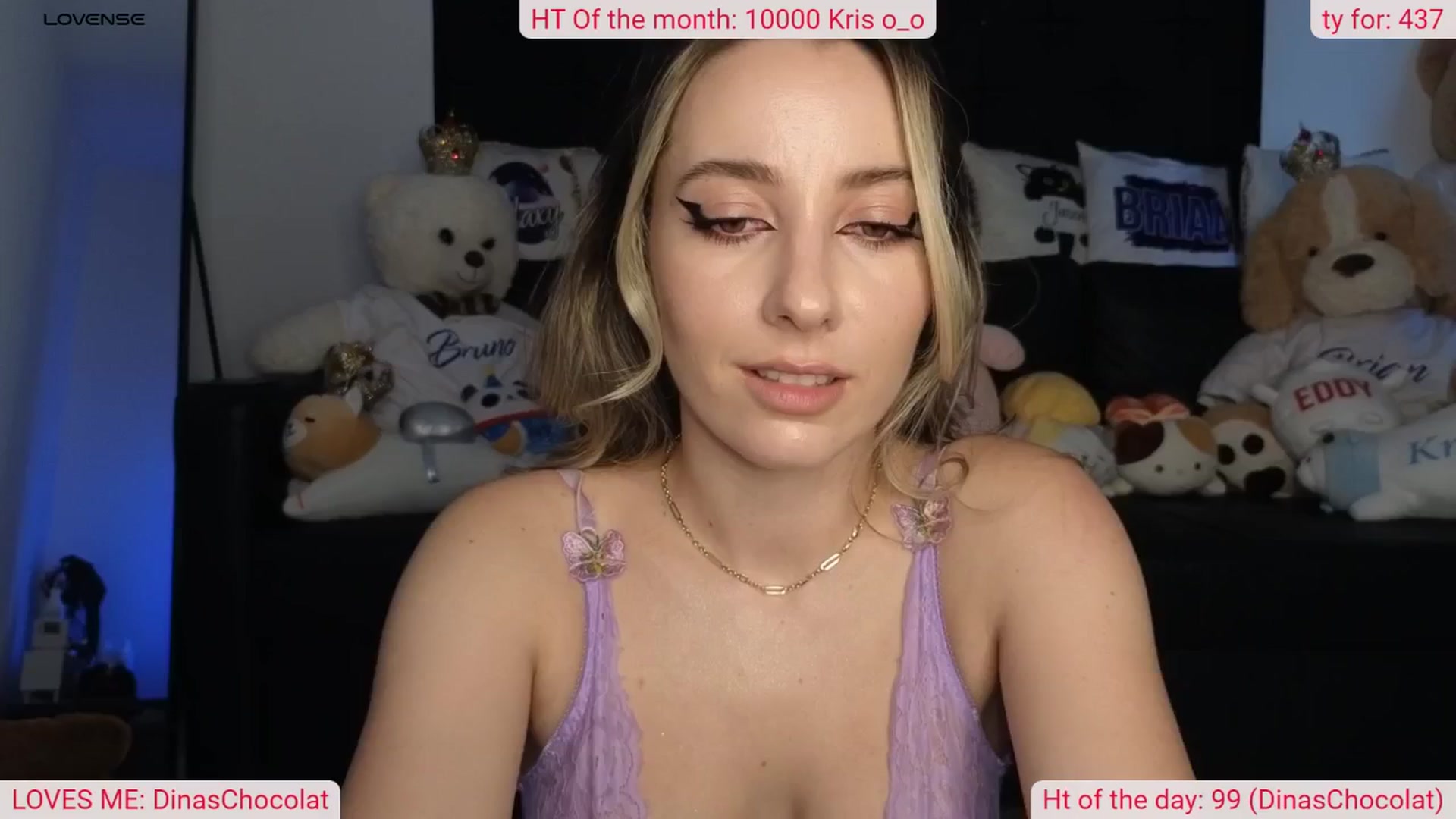 Gallery image thumbnail from DinasLibrary's myfreecams stream on, 07/19/2024, 06:37 image 1 of 20