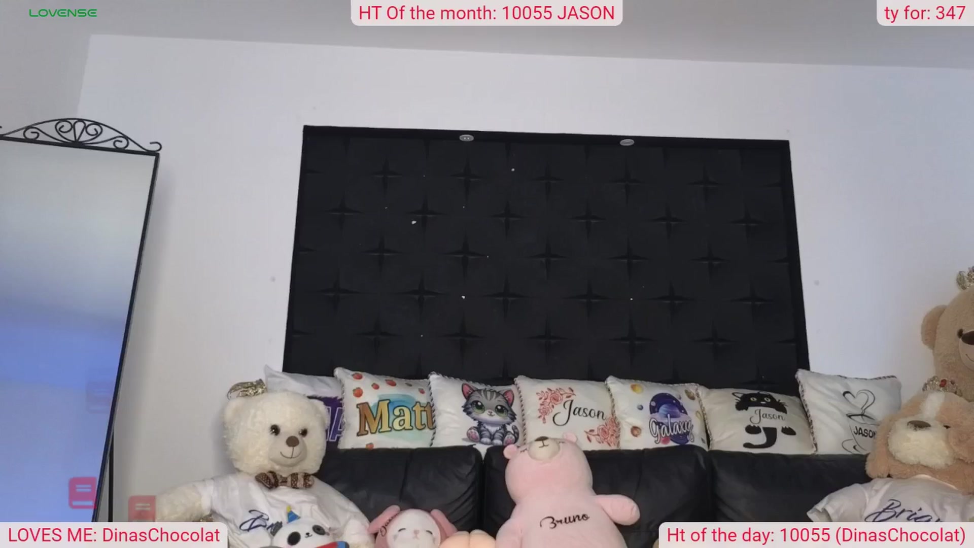 Gallery image thumbnail from DinasLibrary's myfreecams stream on, 07/20/2024, 07:07 image 3 of 20