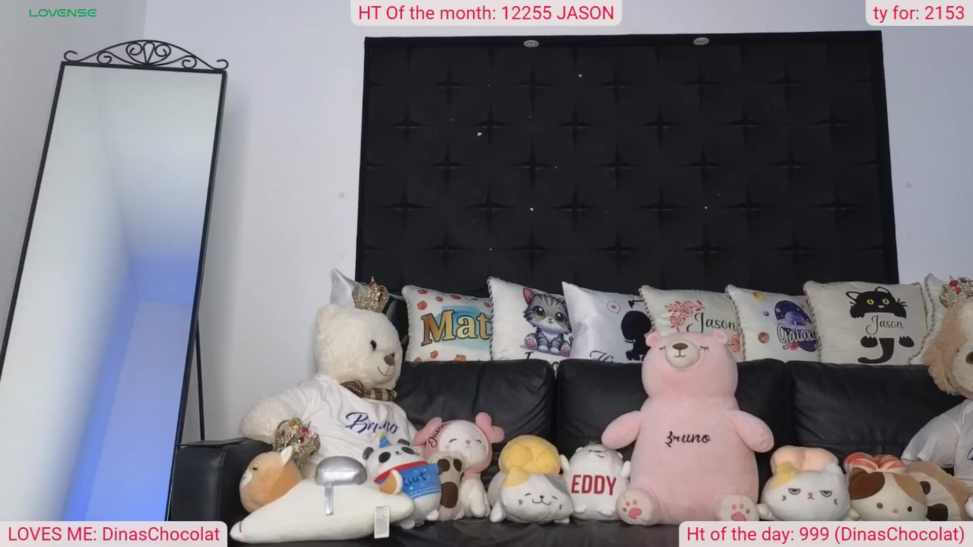 Gallery image thumbnail from DinasLibrary's myfreecams stream on, 08/03/2024, 04:45 image 6 of 20