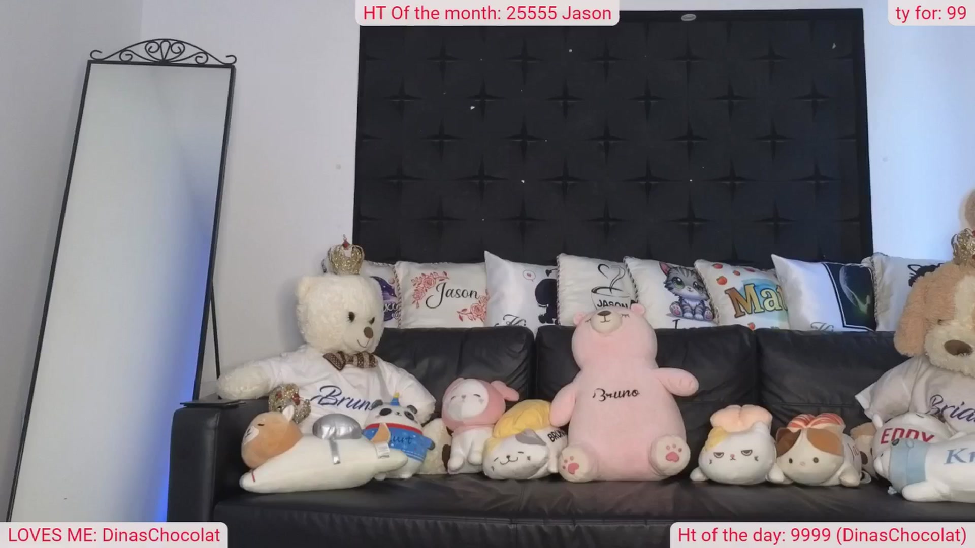 Gallery image thumbnail from DinasLibrary's myfreecams stream on, 08/11/2024, 07:06 image 14 of 20