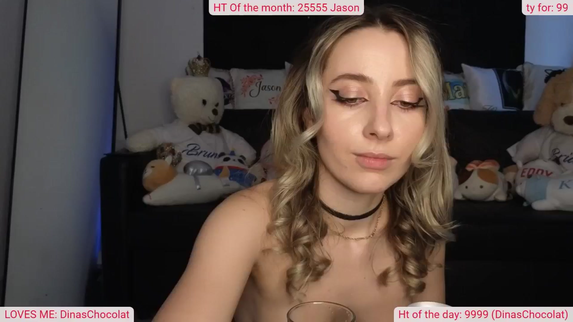 Gallery image thumbnail from DinasLibrary's myfreecams stream on, 08/11/2024, 07:06 image 16 of 20