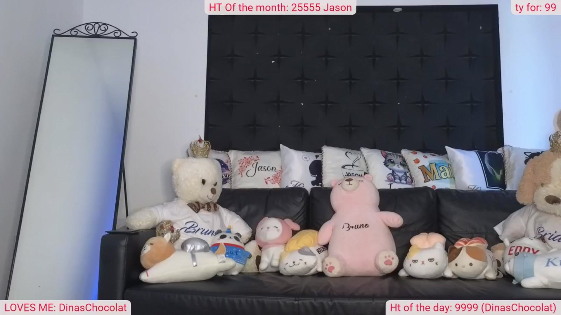 Gallery image thumbnail from DinasLibrary's myfreecams stream on, 08/11/2024, 07:06 image 15 of 20