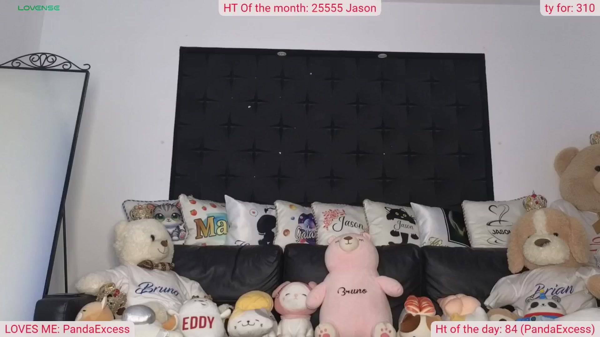 Gallery image thumbnail from DinasLibrary's myfreecams stream on, 08/30/2024, 04:49 image 2 of 20