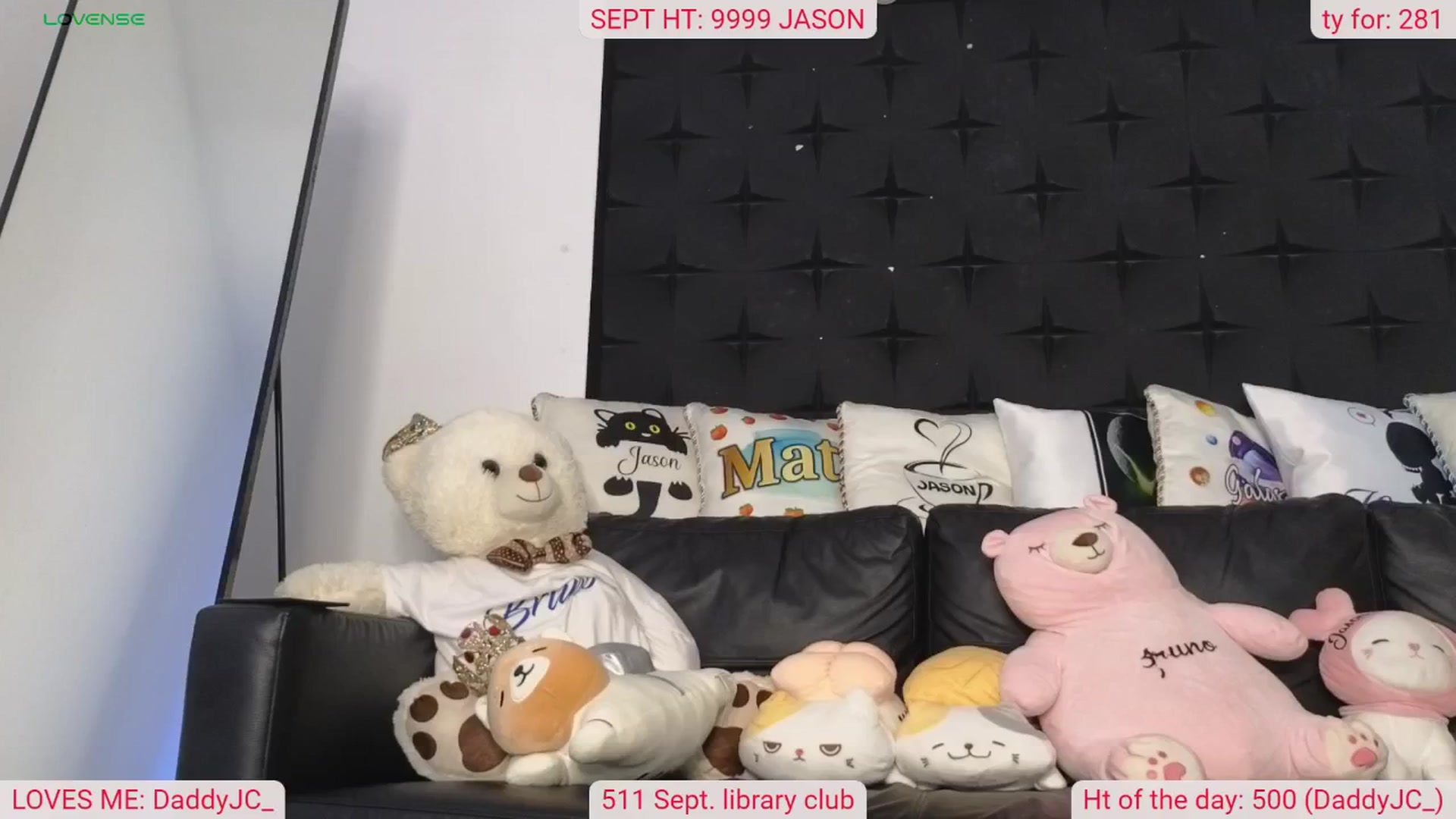 Gallery image thumbnail from DinasLibrary's myfreecams stream on, 09/14/2024, 05:43 image 14 of 20