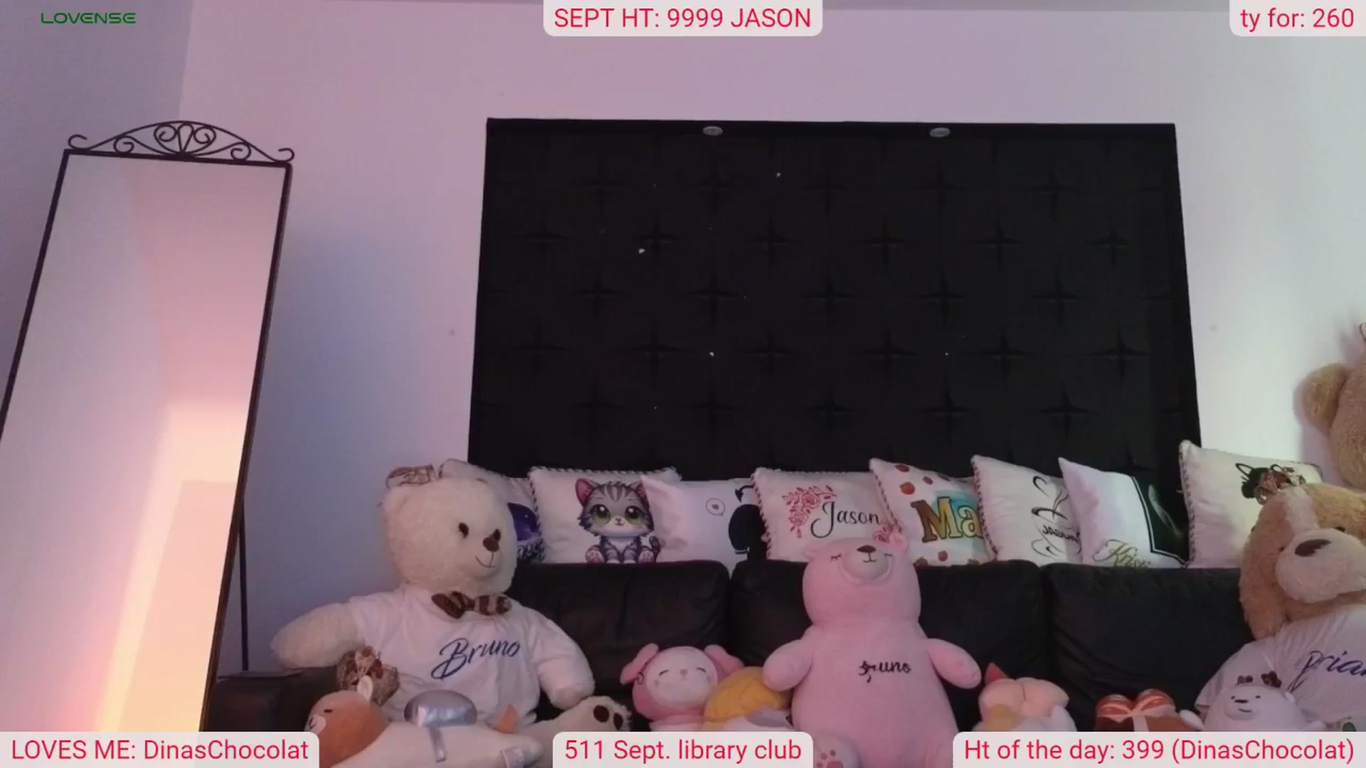 Gallery image thumbnail from DinasLibrary's myfreecams stream on, 09/15/2024, 08:29 image 7 of 20