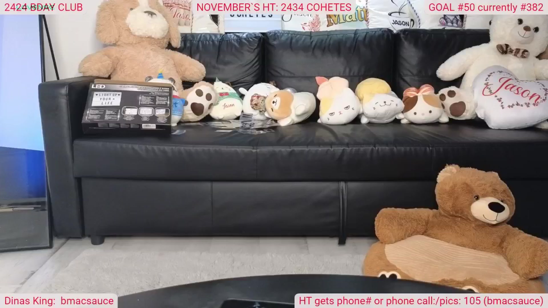 Gallery image thumbnail from DinasLibrary's myfreecams stream on, 11/15/2024, 04:56 image 11 of 20