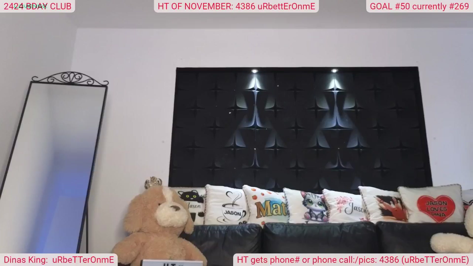 Gallery image thumbnail from DinasLibrary's myfreecams stream on, 11/16/2024, 10:36 image 3 of 20