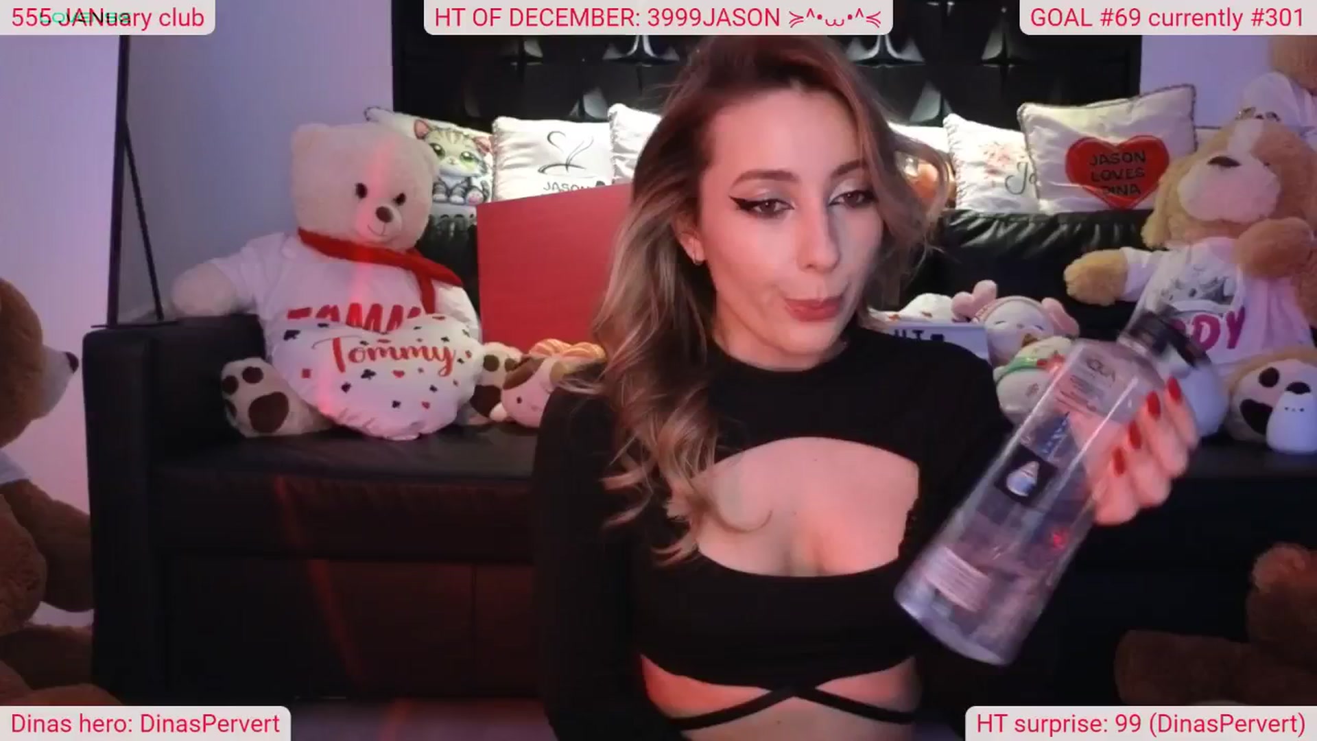 Gallery image thumbnail from DinasLibrary's myfreecams stream on, 01/11/2025, 04:16 image 16 of 20