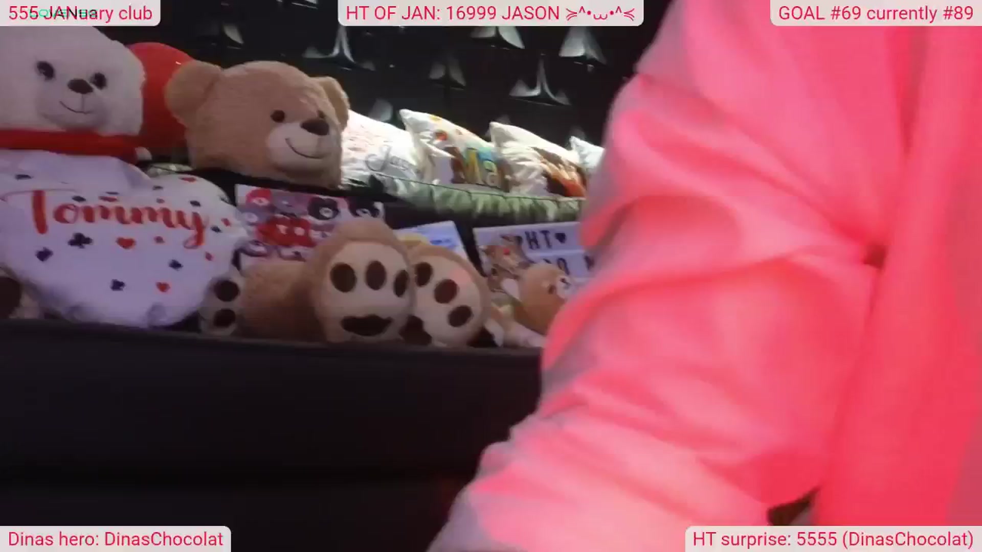 Gallery image thumbnail from DinasLibrary's myfreecams stream on, 01/17/2025, 05:37 image 11 of 20