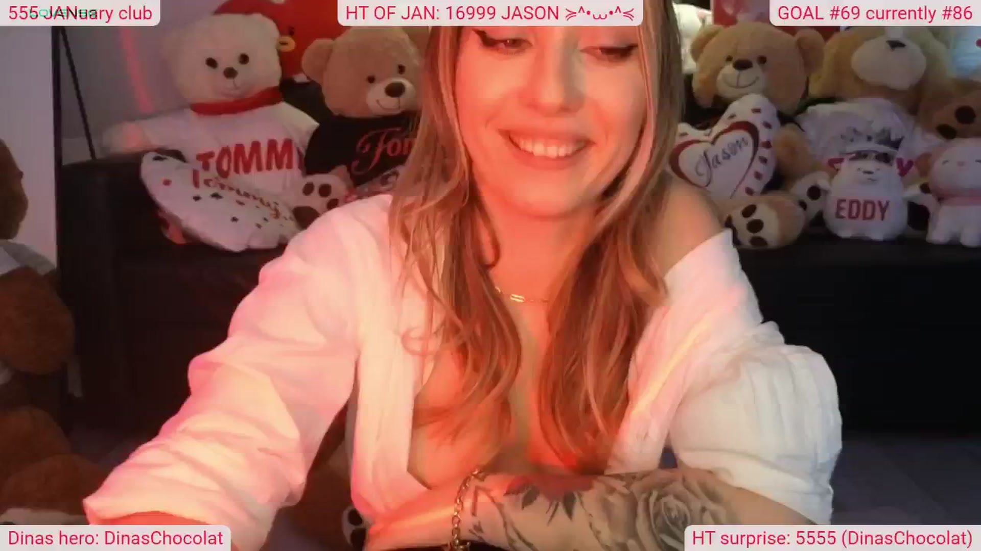 Gallery image thumbnail from DinasLibrary's myfreecams stream on, 01/17/2025, 06:48 image 5 of 20