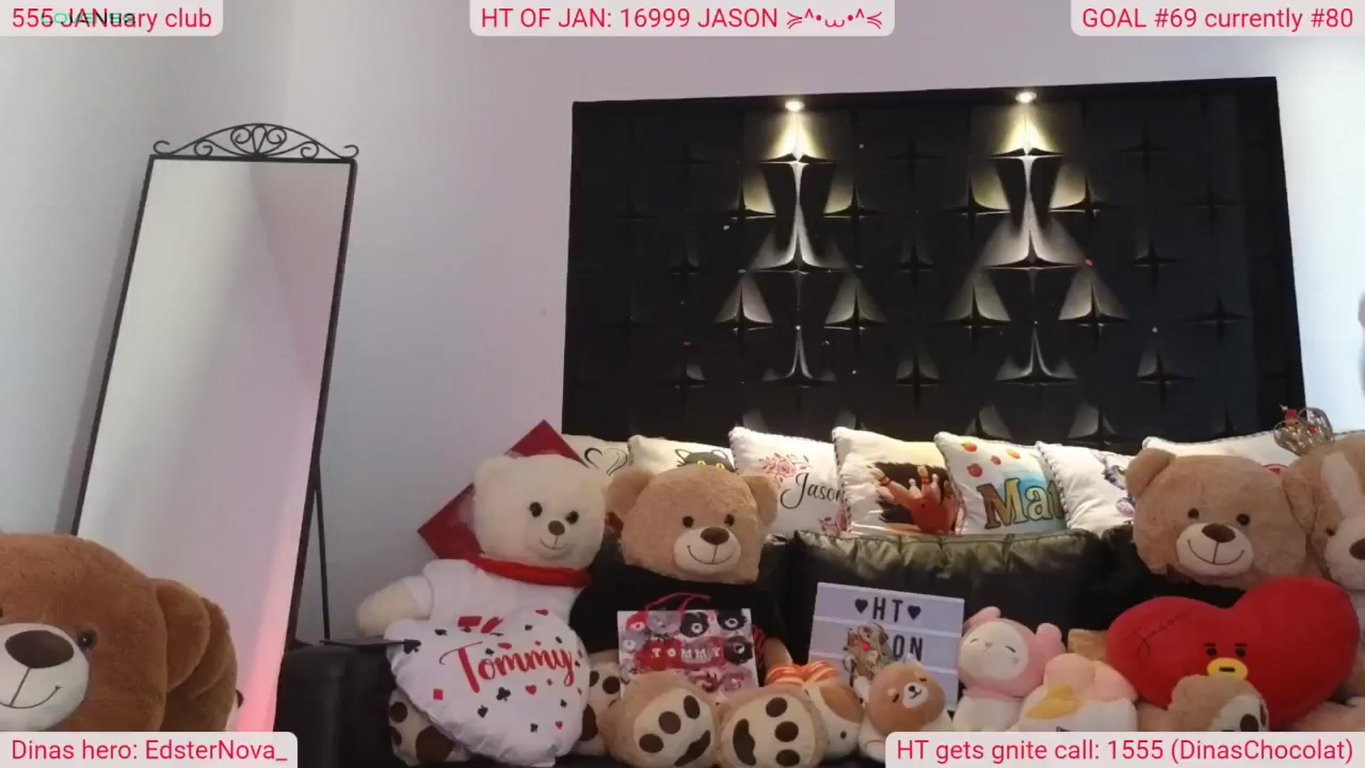 Gallery image thumbnail from DinasLibrary's myfreecams stream on, 01/19/2025, 09:16 image 15 of 20
