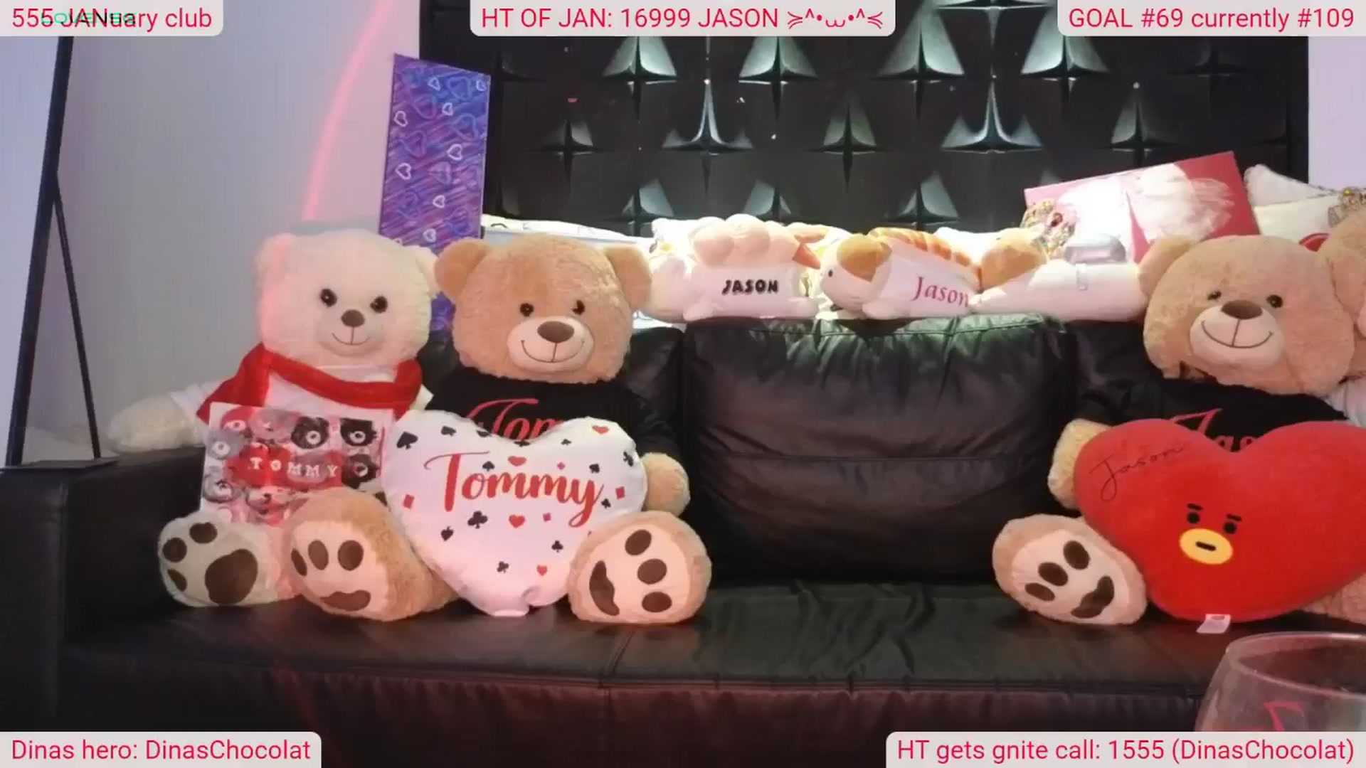 Gallery image thumbnail from DinasLibrary's myfreecams stream on, 01/26/2025, 07:14 image 12 of 20