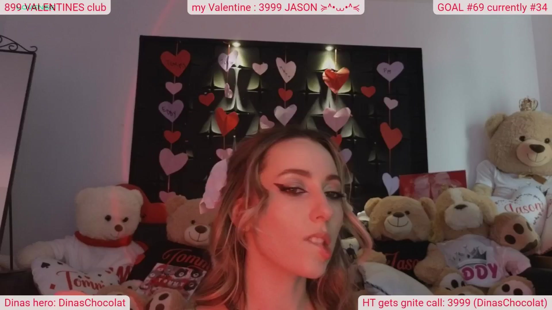 Gallery image thumbnail from DinasLibrary's myfreecams stream on, 02/01/2025, 09:30 image 19 of 20