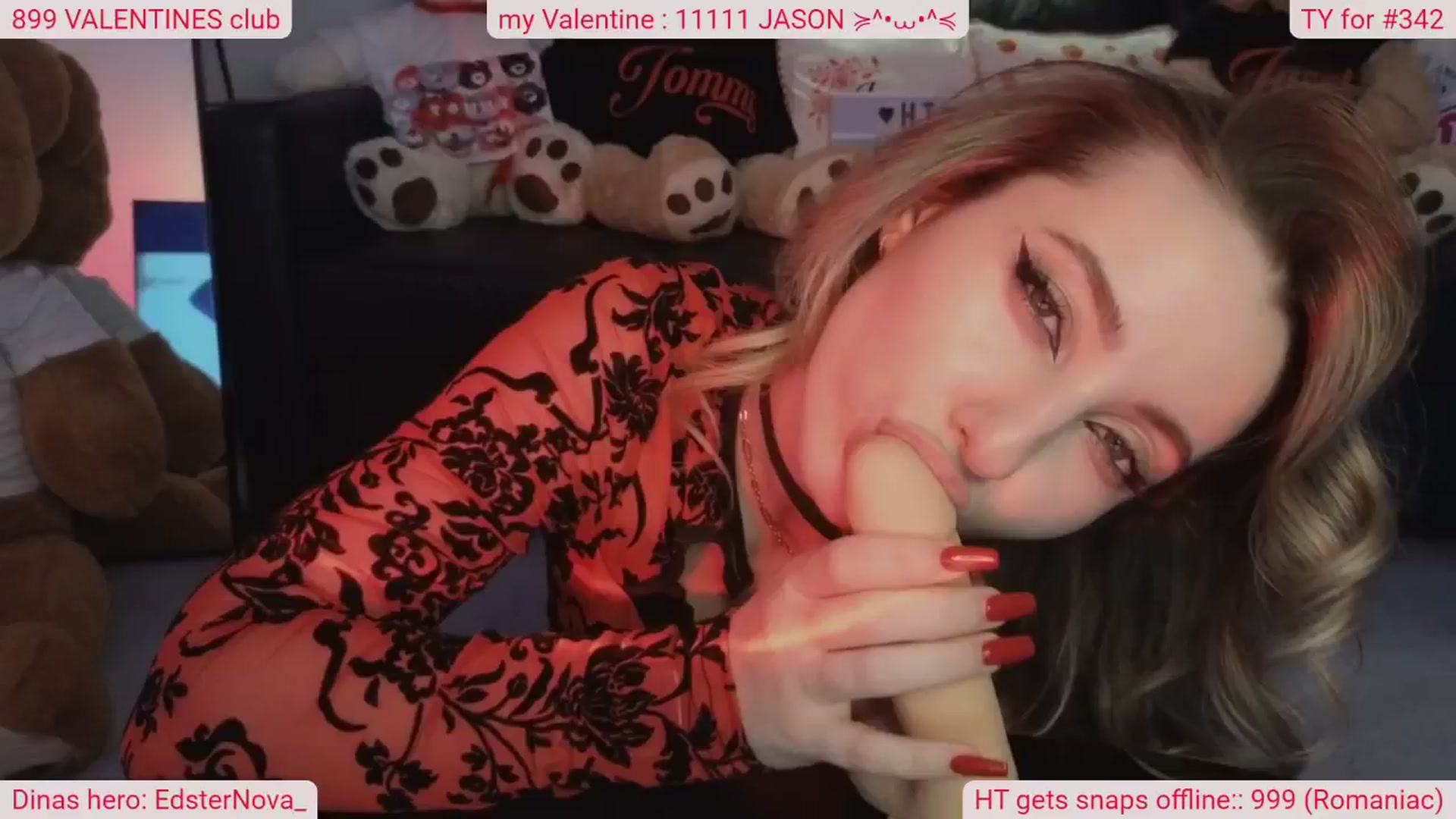 Gallery image thumbnail from DinasLibrary's myfreecams stream on, 02/22/2025, 06:45 image 10 of 20