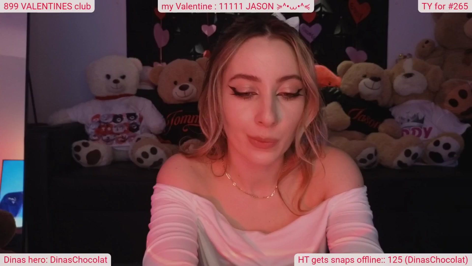 Gallery image thumbnail from DinasLibrary's myfreecams stream on, 02/28/2025, 04:59 image 16 of 20