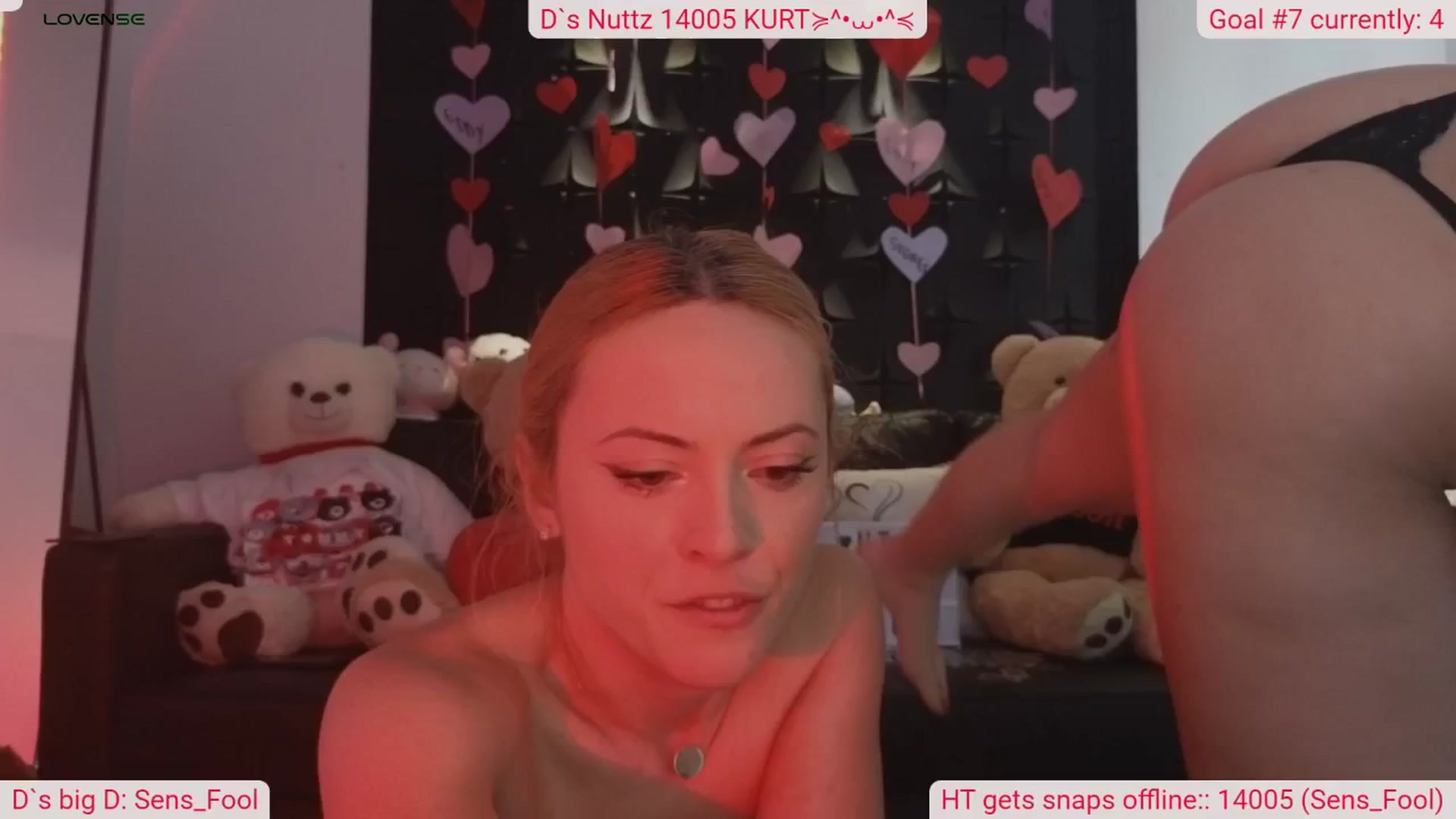 Gallery image thumbnail from DinasLibrary's myfreecams stream on, 03/01/2025, 11:07 image 4 of 20