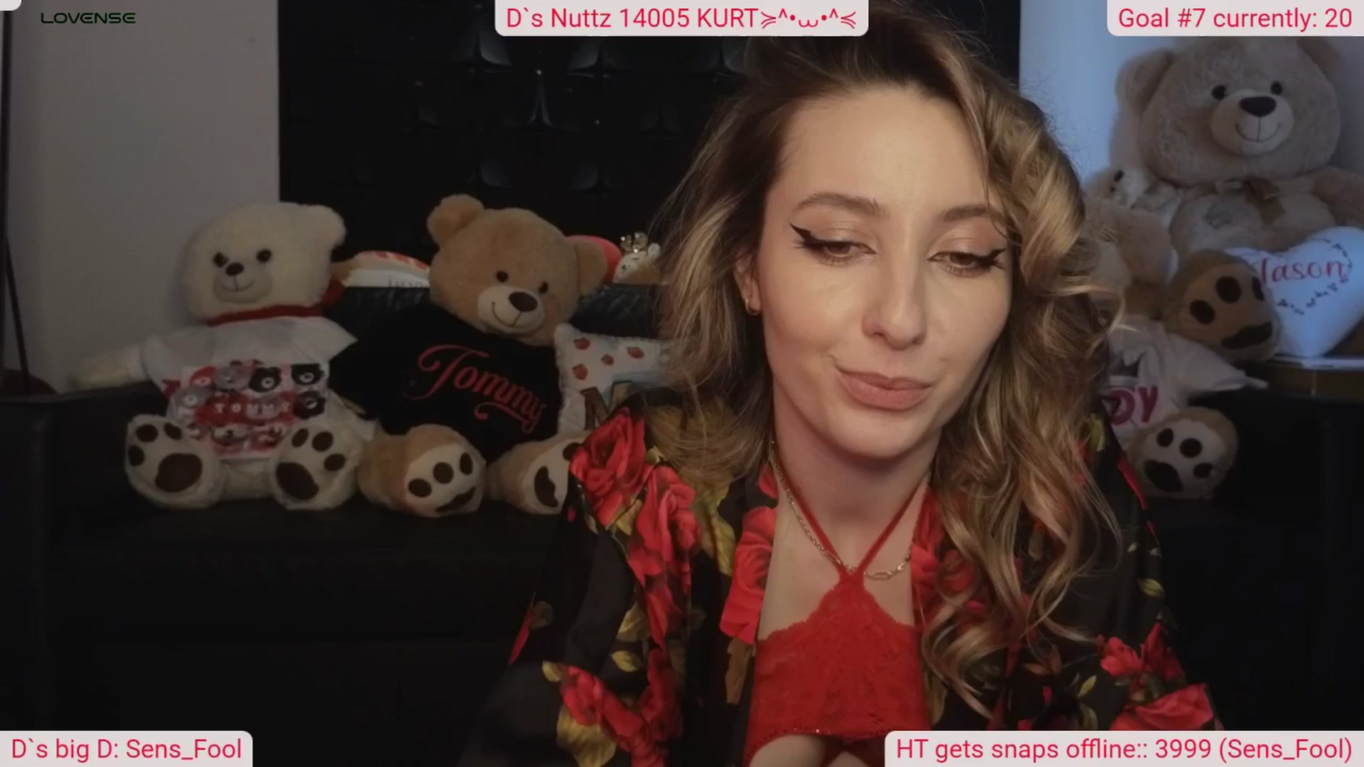 Gallery image thumbnail from DinasLibrary's myfreecams stream on, 03/08/2025, 08:07 image 17 of 20