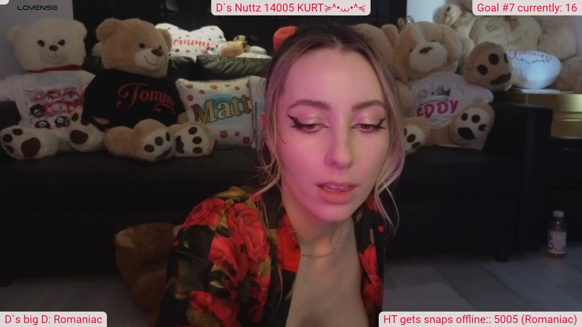 Gallery image thumbnail from DinasLibrary's myfreecams stream on, 03/09/2025, 08:23 image 8 of 20