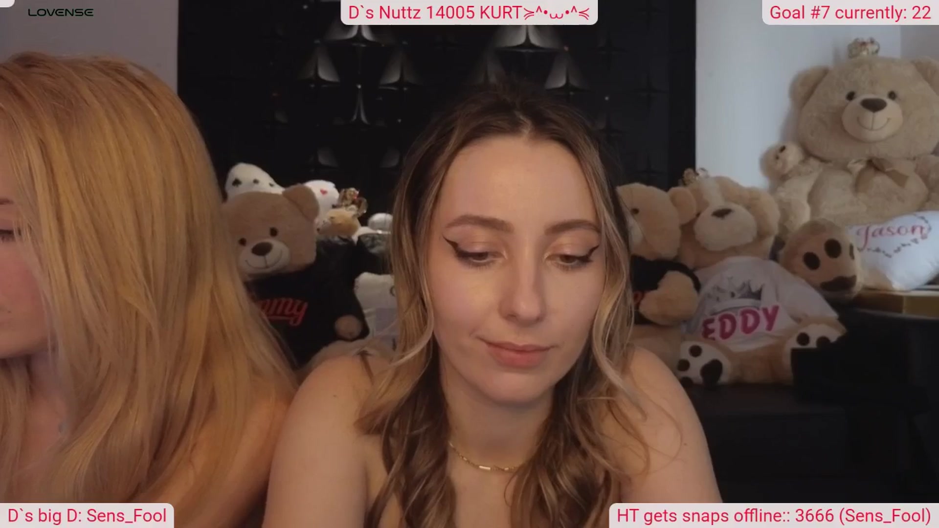 Gallery image thumbnail from DinasLibrary's myfreecams stream on, 03/14/2025, 10:07 image 19 of 20