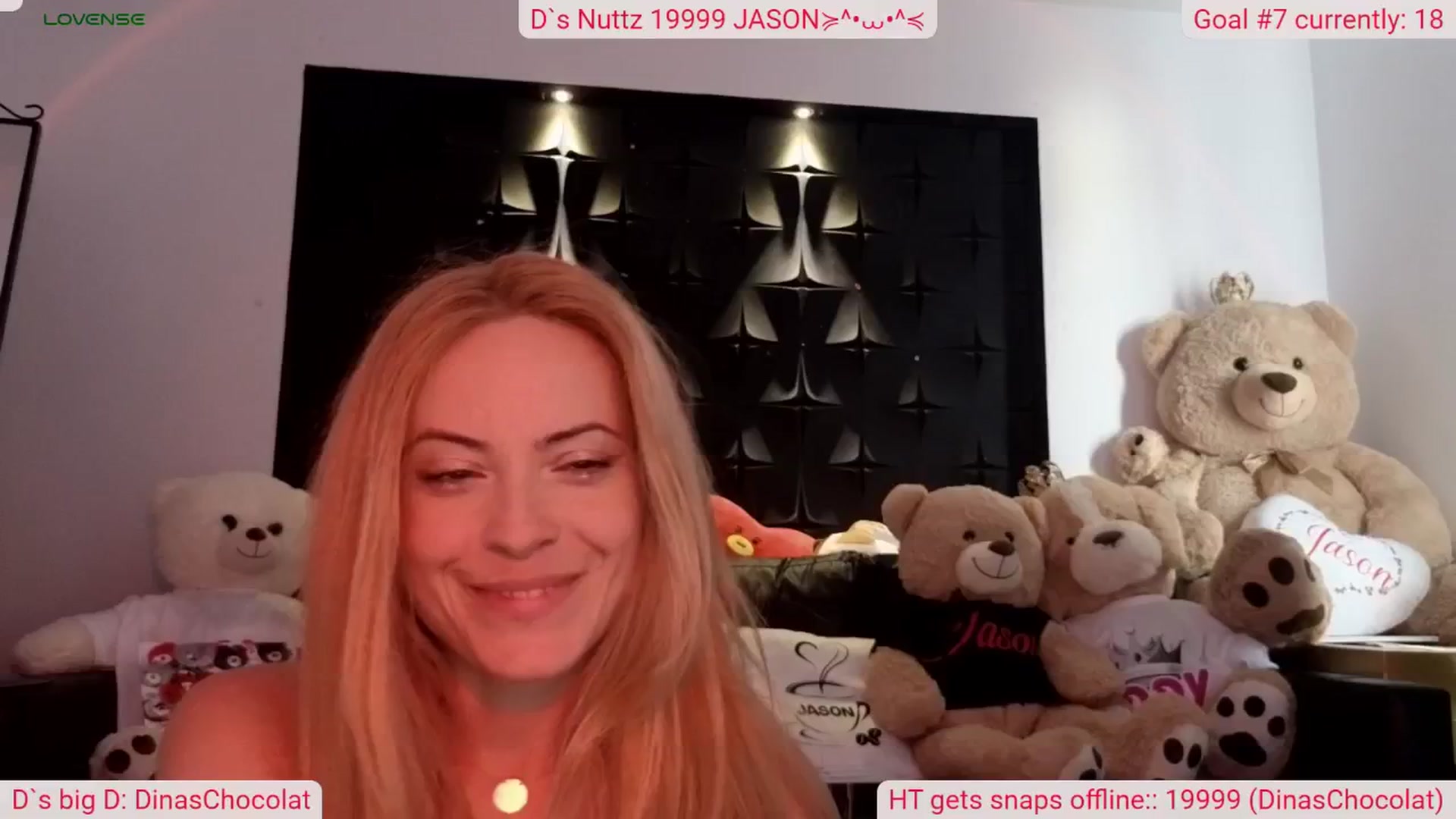 Gallery image thumbnail from DinasLibrary's myfreecams stream on, 03/15/2025, 08:16 image 14 of 20