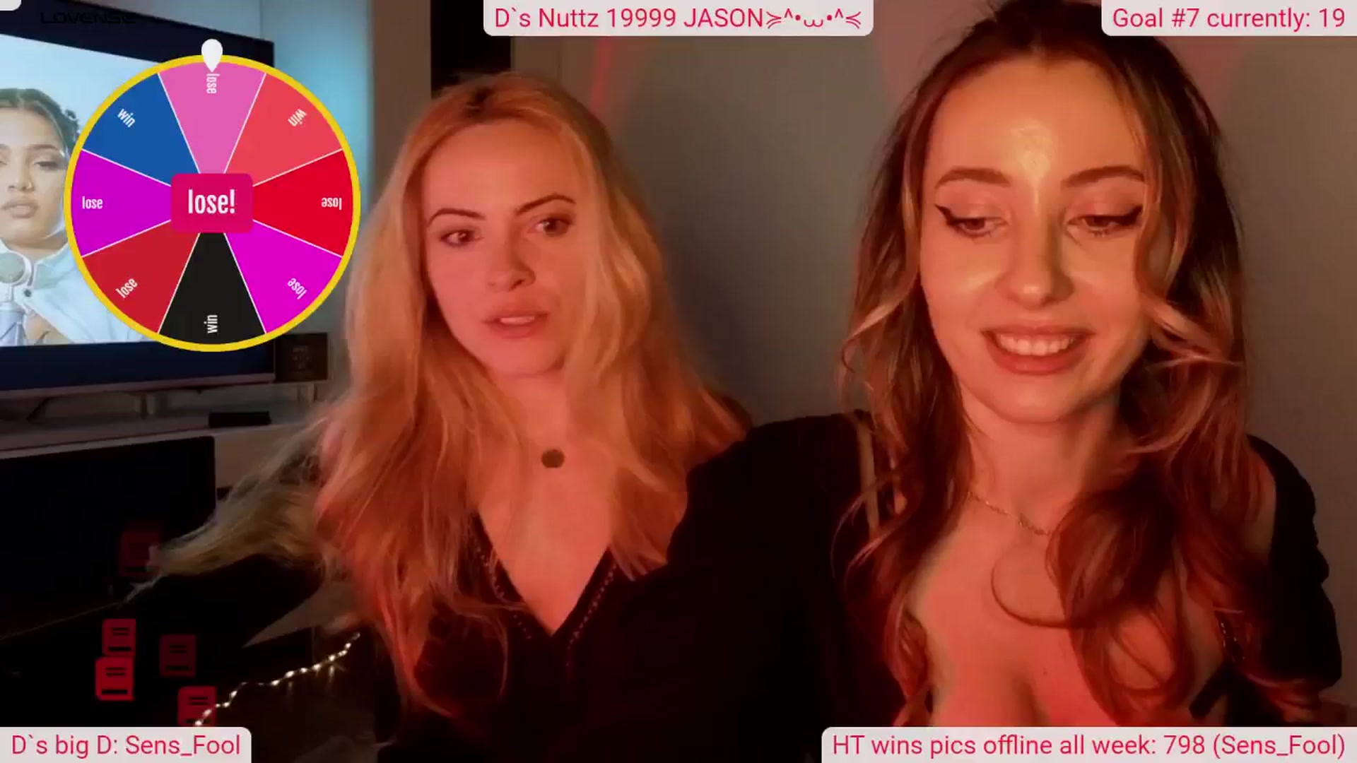 Gallery image thumbnail from DinasLibrary's myfreecams stream on, 03/28/2025, 08:02 image 10 of 20