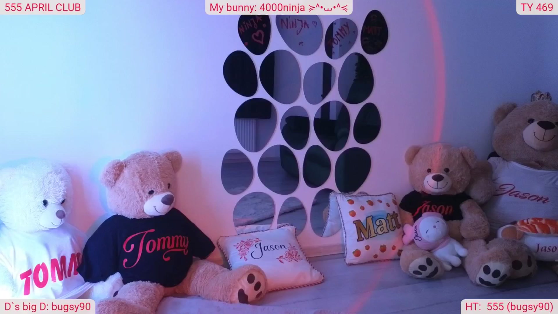 Gallery image thumbnail from DinasLibrary's myfreecams stream on, 04/17/2025, 04:14 image 17 of 20
