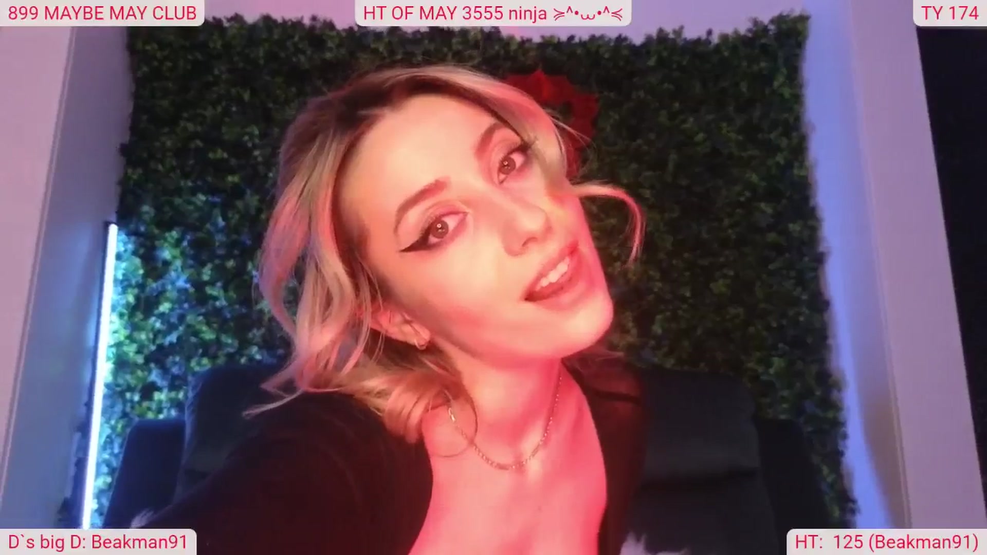 Gallery image thumbnail from DinasLibrary's myfreecams stream on, 05/02/2025, 05:25 image 11 of 20