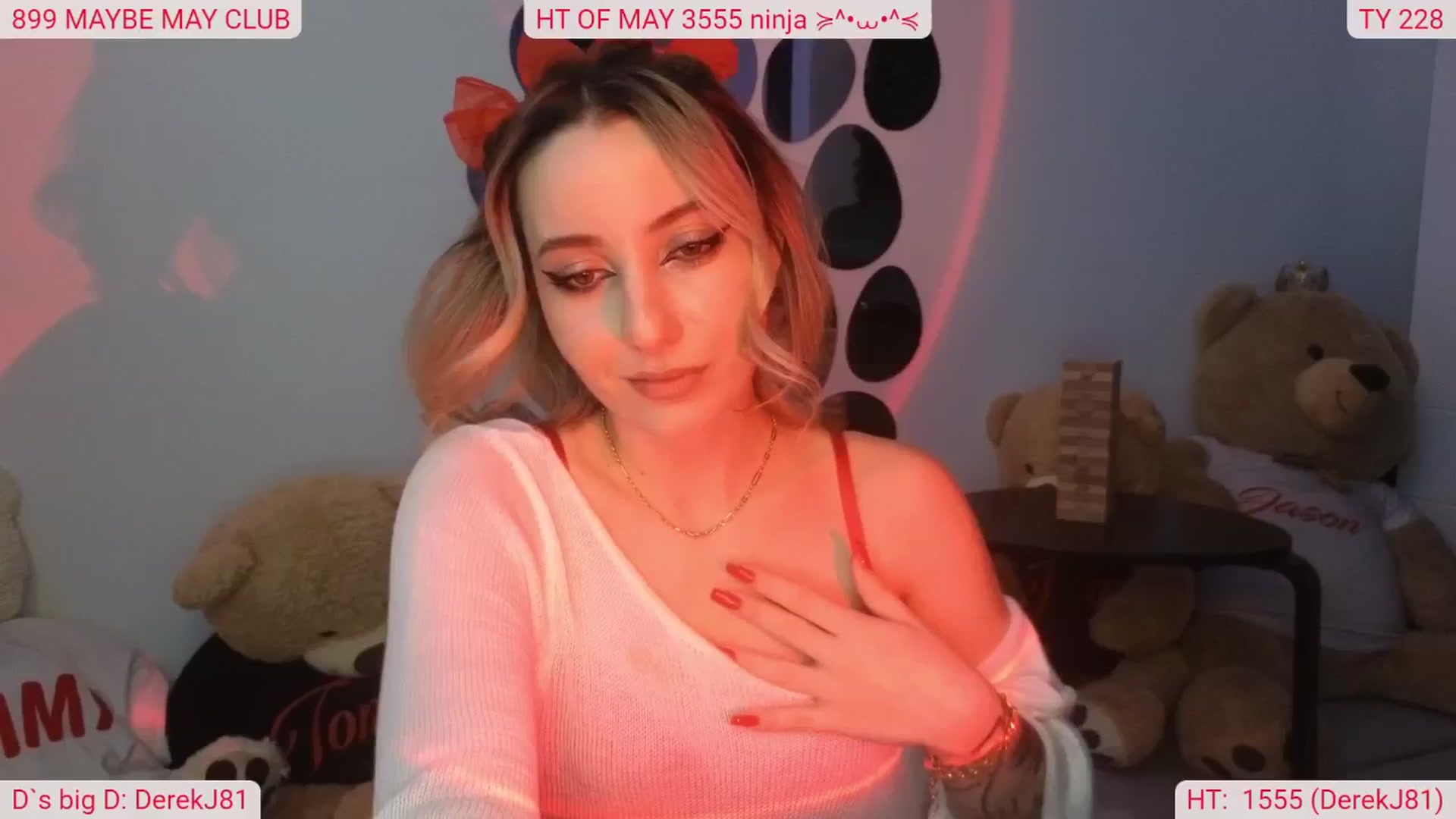 Gallery image thumbnail from DinasLibrary's myfreecams stream on, 05/24/2025, 08:22 image 3 of 20