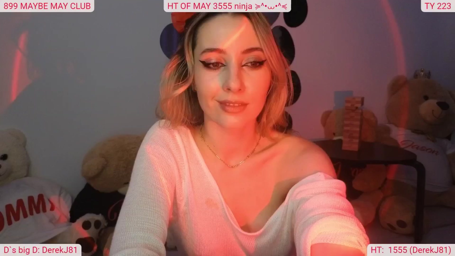 Gallery image thumbnail from DinasLibrary's myfreecams stream on, 05/24/2025, 08:22 image 4 of 20