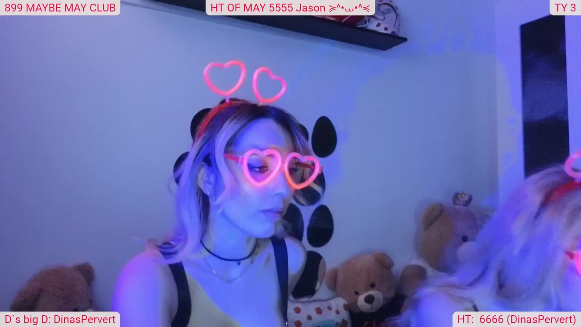 Gallery image thumbnail from DinasLibrary's myfreecams stream on, 06/01/2025, 07:40 image 11 of 20