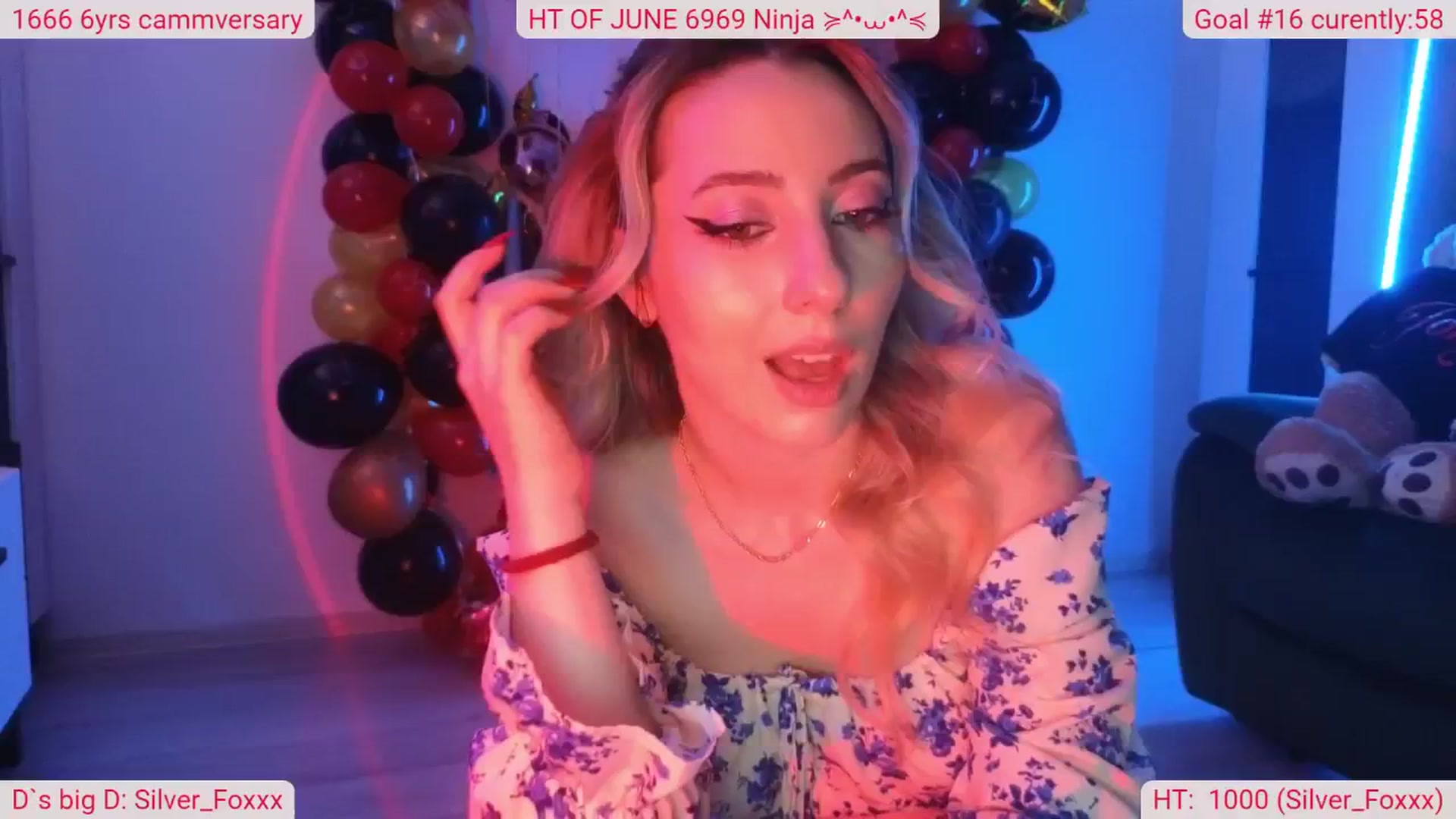 Gallery image thumbnail from DinasLibrary's myfreecams stream on, 06/07/2025, 08:21 image 3 of 20