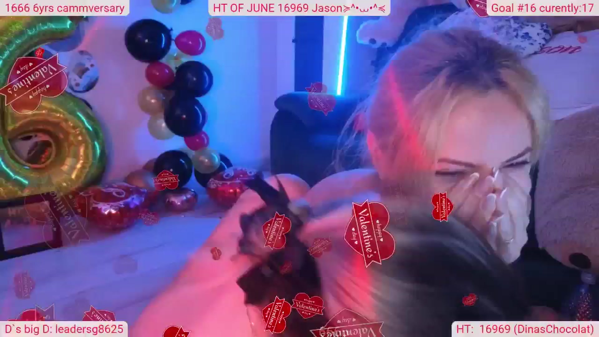 Gallery image thumbnail from DinasLibrary's myfreecams stream on, 06/07/2025, 10:02 image 18 of 20