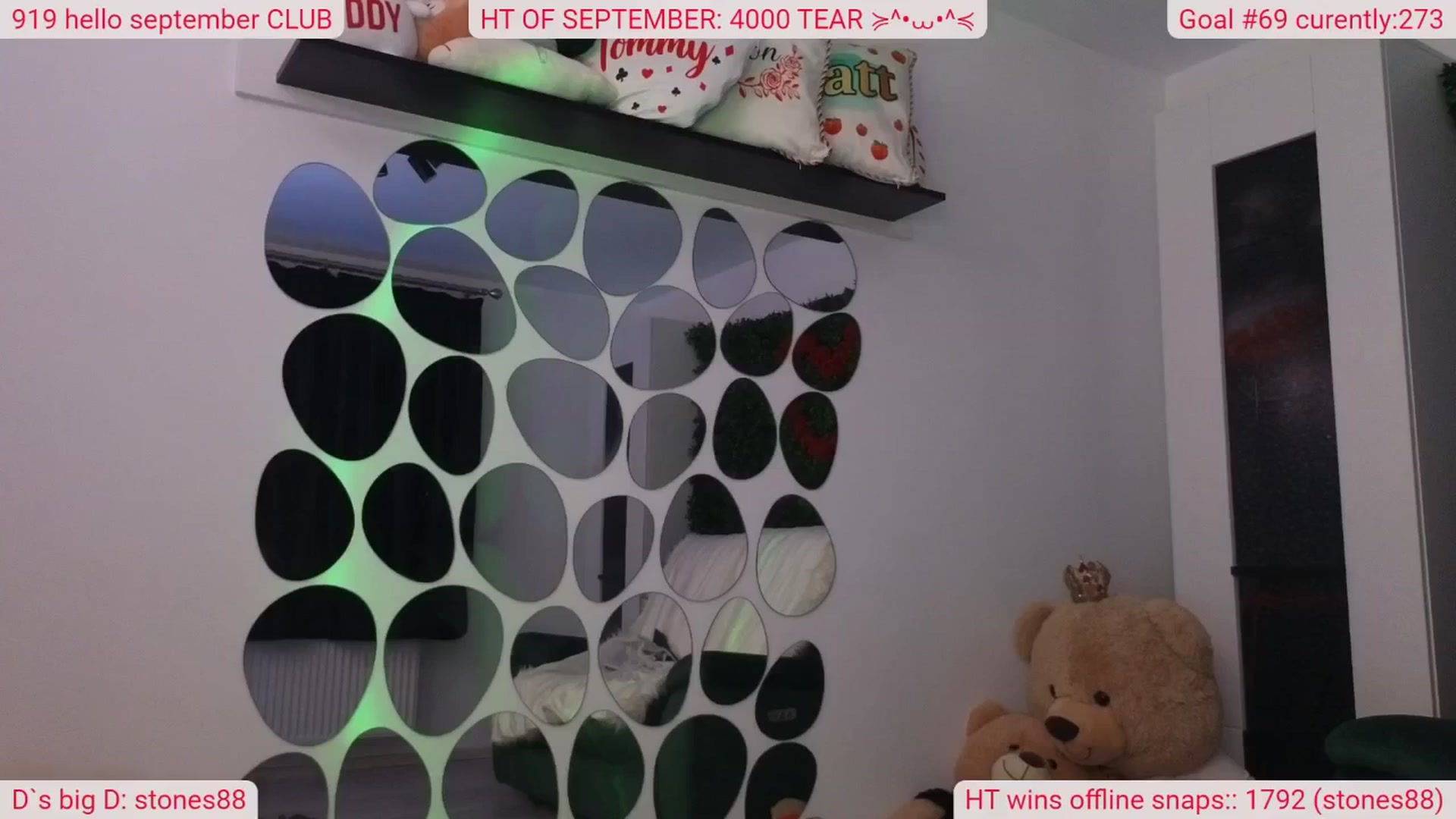 Gallery image thumbnail from DinasLibrary's myfreecams stream on, 09/13/2025, 09:21 image 18 of 20