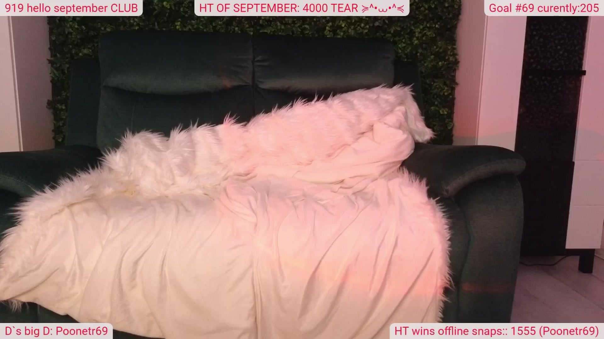 Gallery image thumbnail from DinasLibrary's myfreecams stream on, 09/21/2025, 05:26 image 5 of 20