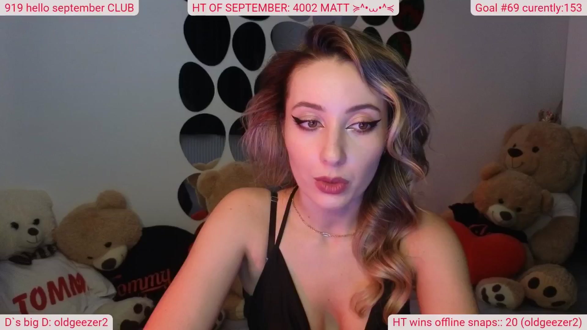 Gallery image thumbnail from DinasLibrary's myfreecams stream on, 09/27/2025, 08:59 image 1 of 20