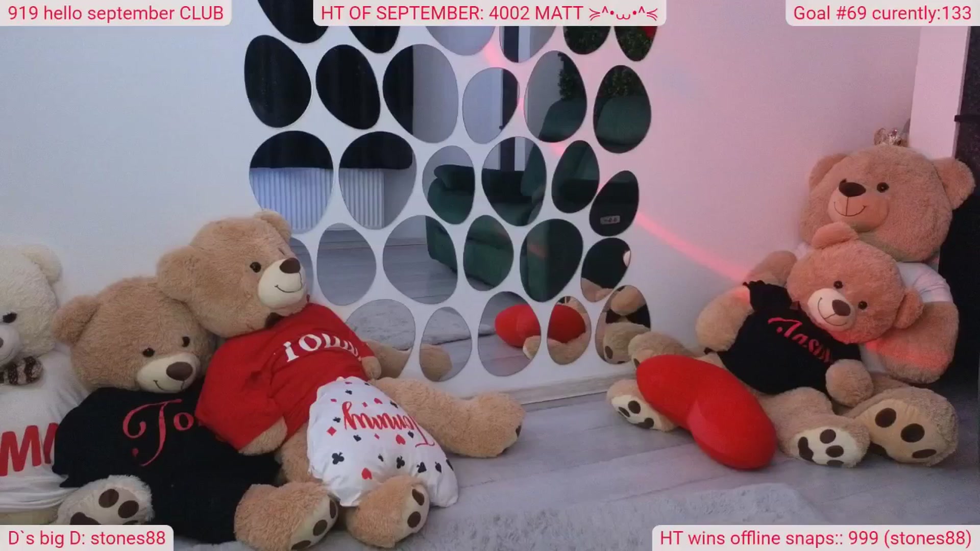 Gallery image thumbnail from DinasLibrary's myfreecams stream on, 09/28/2025, 08:34 image 13 of 20