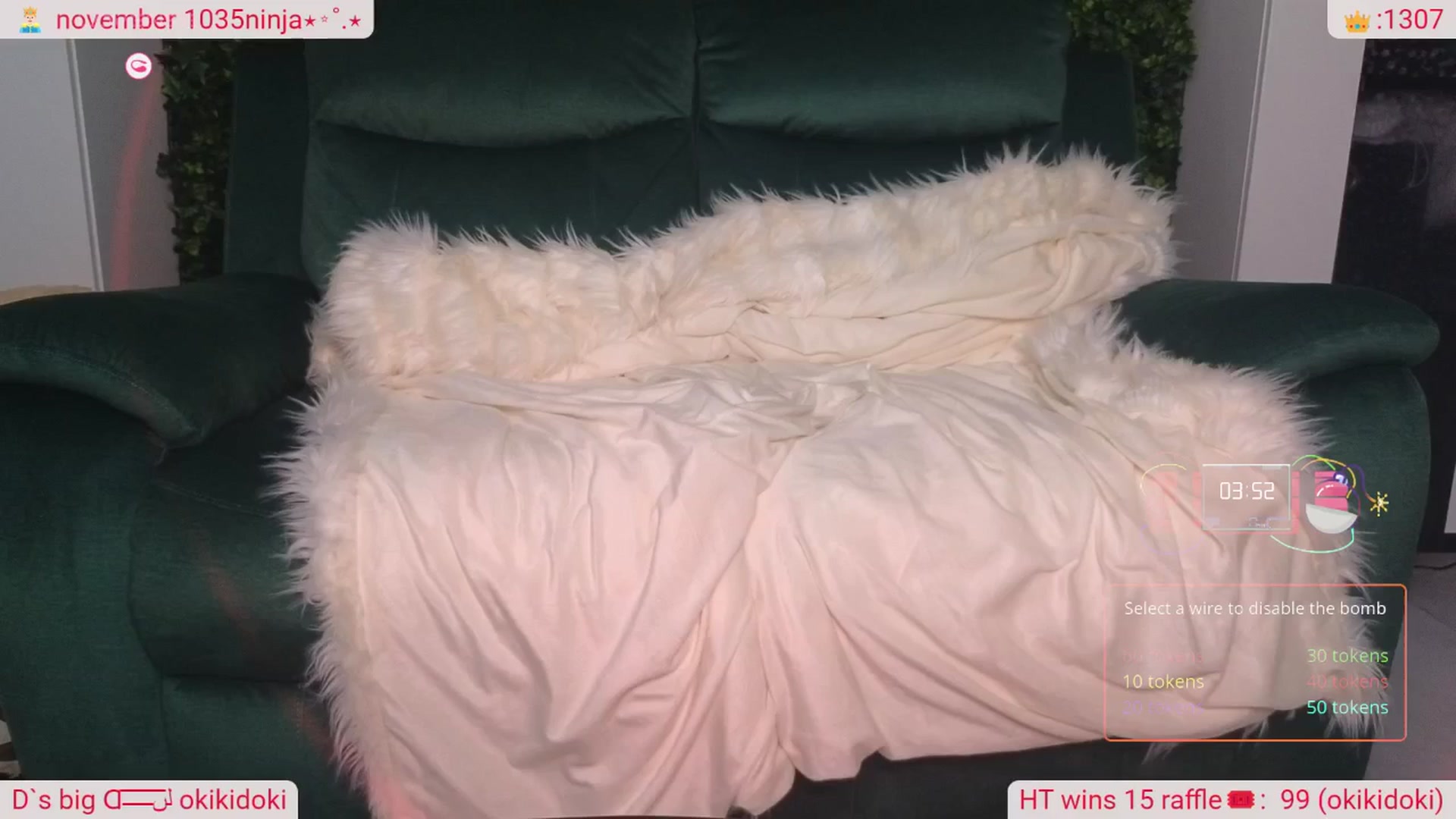 Gallery image thumbnail from DinasLibrary's myfreecams stream on, 11/06/2025, 05:26 image 17 of 20