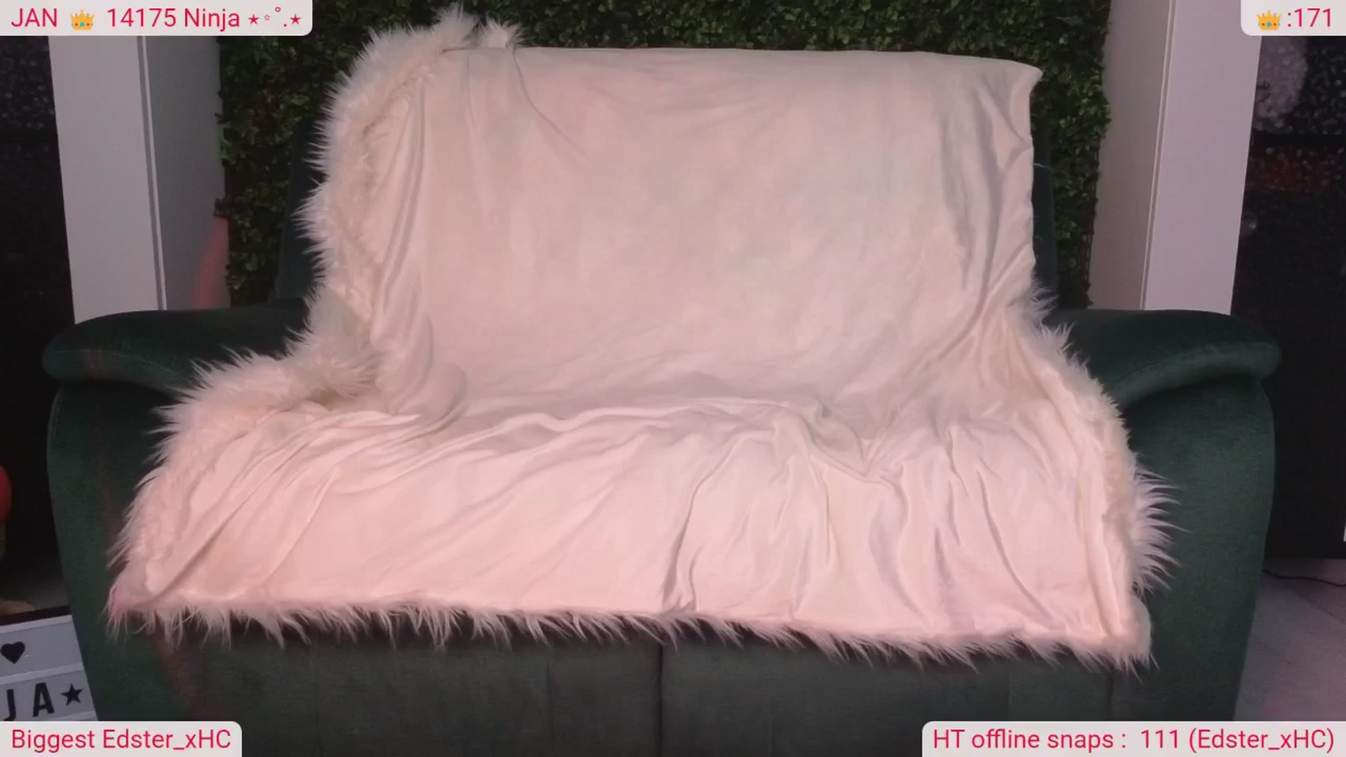 Gallery image thumbnail from DinasLibrary's myfreecams stream on, 01/11/2026, 06:12 image 12 of 20