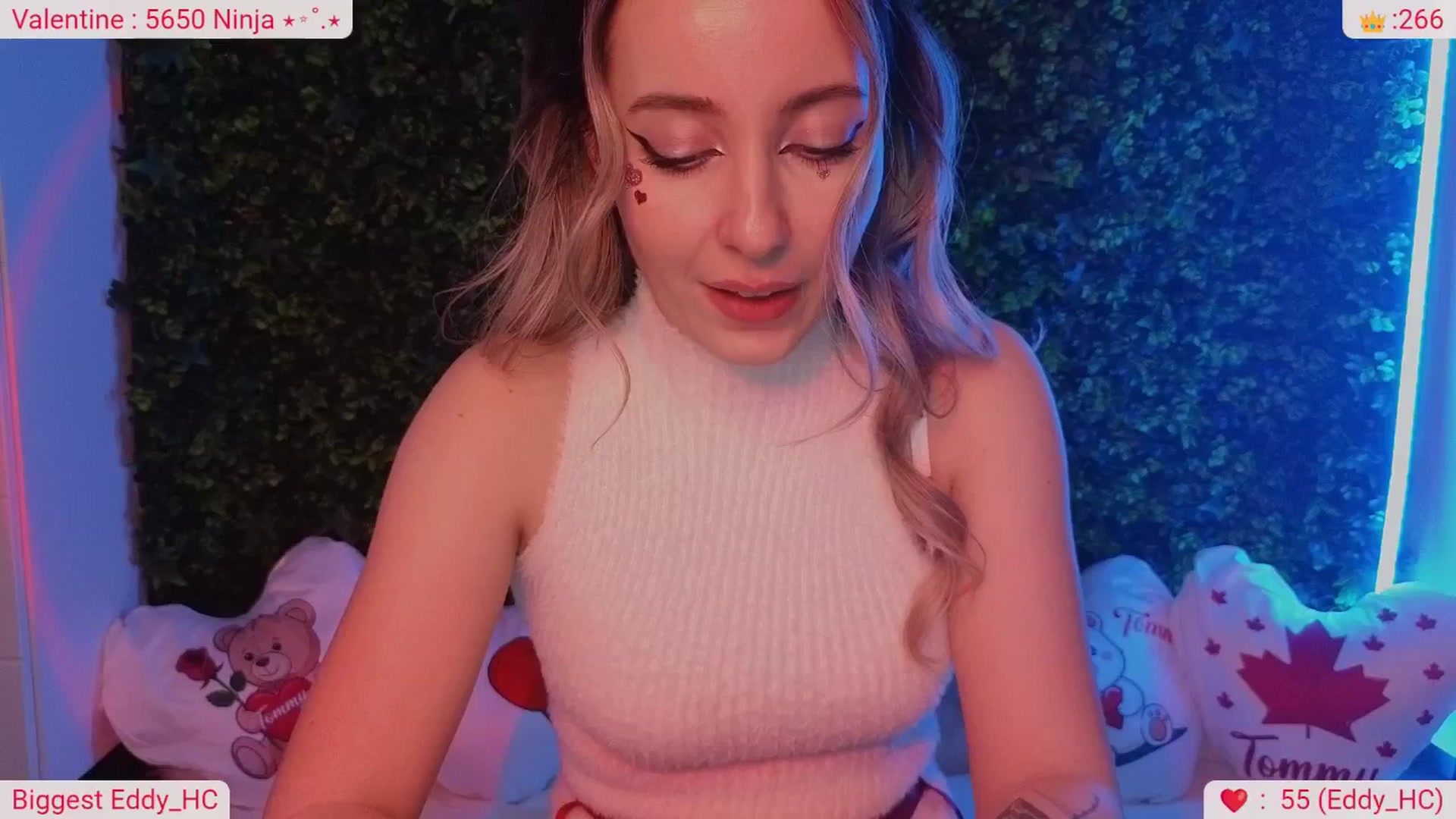 Gallery image thumbnail from DinasLibrary's myfreecams stream on, 02/14/2026, 06:00 image 8 of 20