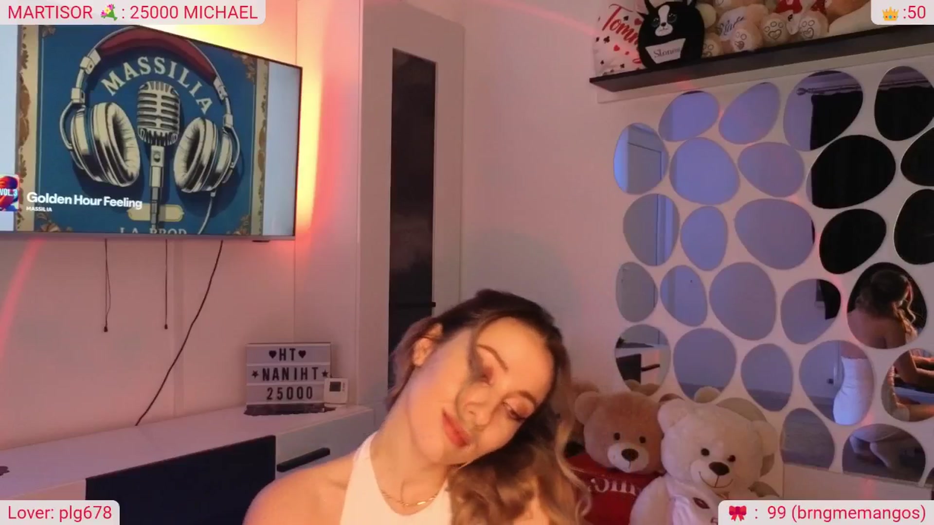 Gallery image thumbnail from DinasLibrary's myfreecams stream on, 03/08/2026, 06:41 image 10 of 20