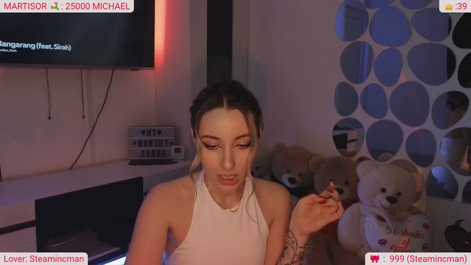 Gallery image thumbnail from DinasLibrary's myfreecams stream on, 03/08/2026, 09:15 image 3 of 20