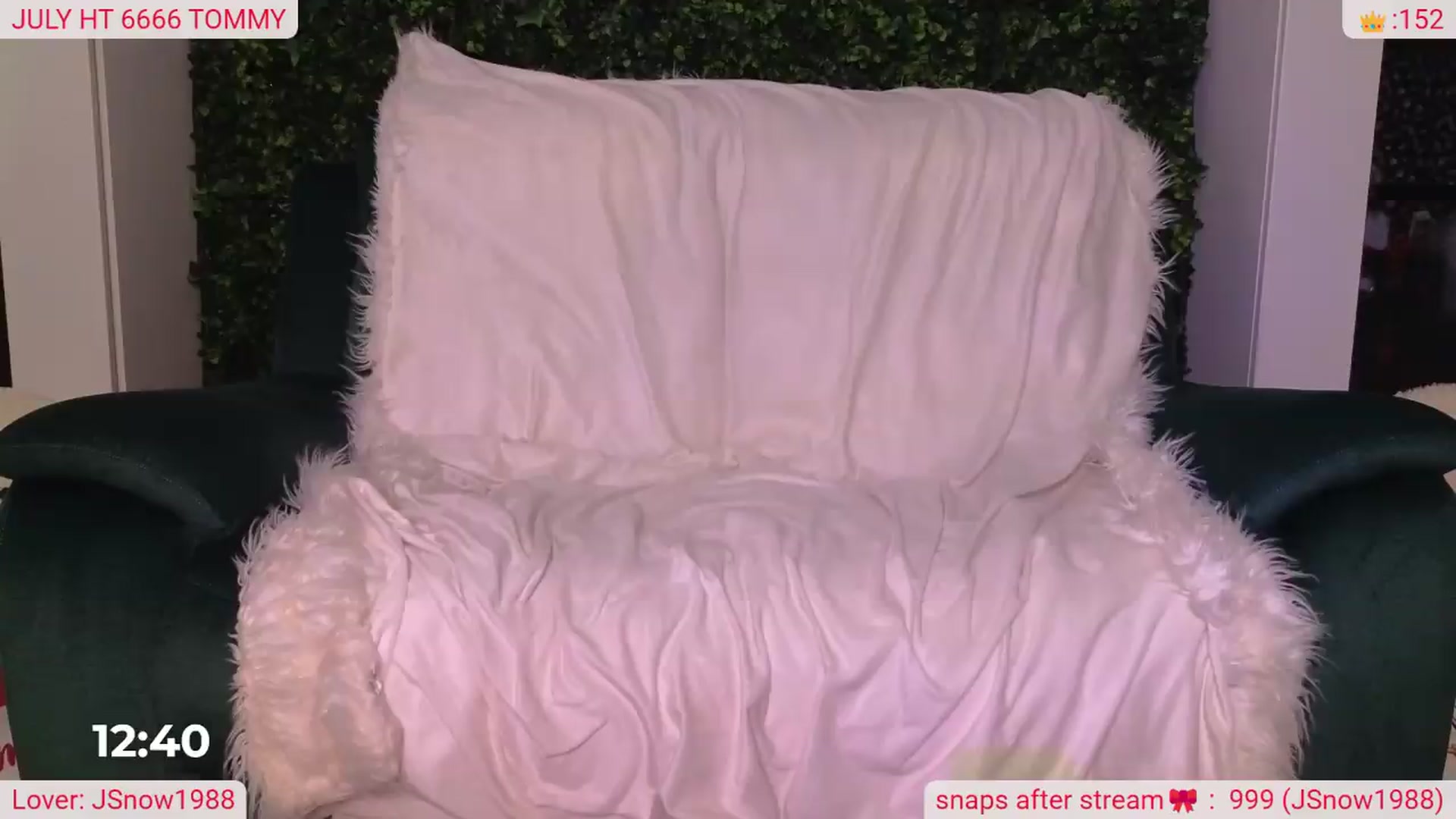 Gallery image thumbnail from DinasLibrary's myfreecams stream on, 07/22/2026, 07:29 image 13 of 20